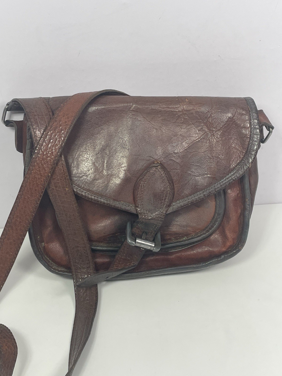 Vintage Leather Messenger Bag TTK Shoulder Strap Brown Zipper & Button Closure