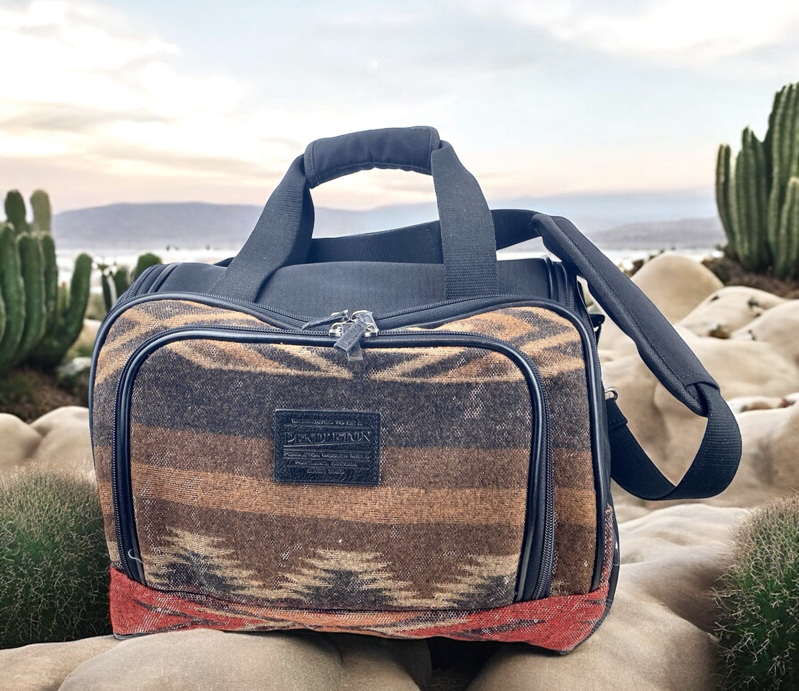 Pendleton Southwestern Aztec Wool Blanket Weekender Messenger Duffle Bag Brown