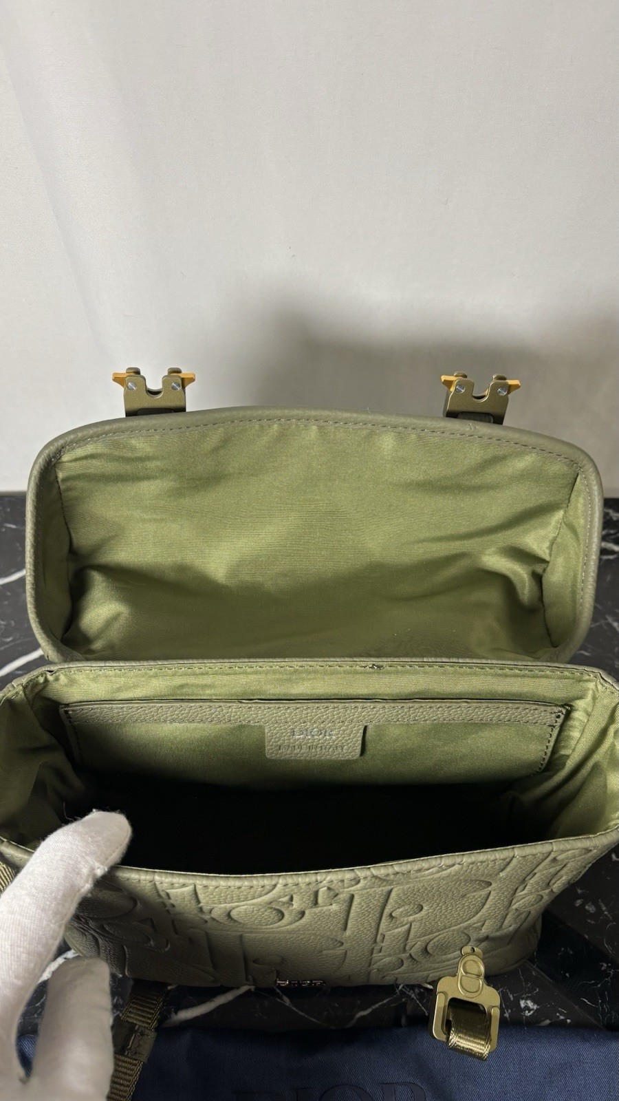 Authentic DIOR Green Gravity Grained Calf Leather Hit The Road Messenger Bag