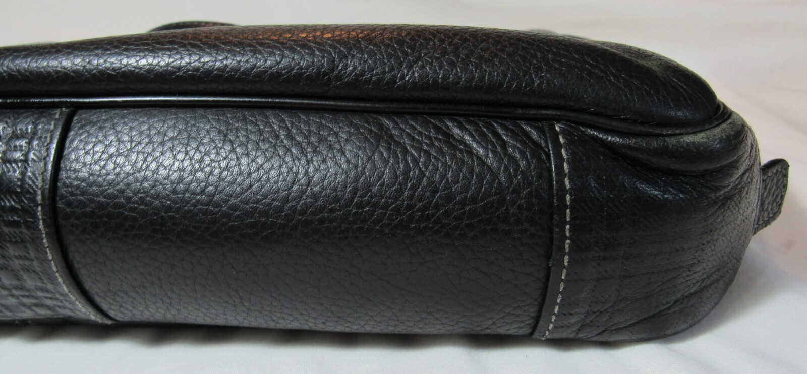 Boconi Black Leather Tumbled Pebbled Messenger Briefcase Laptop Case EUC