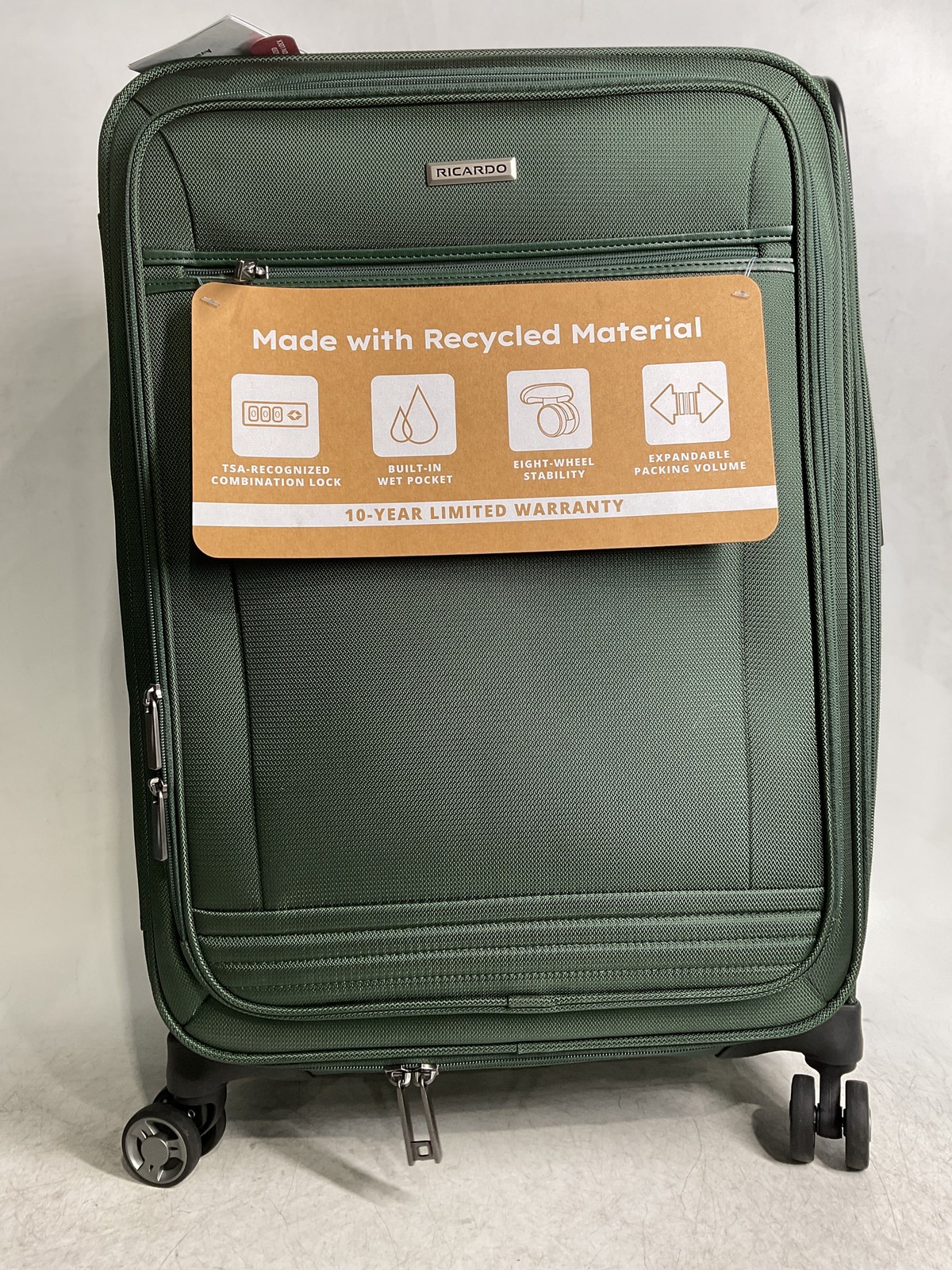 Ricardo Beverly Hills Avalon Softside Luggage Juniper Green 24 Inch U1