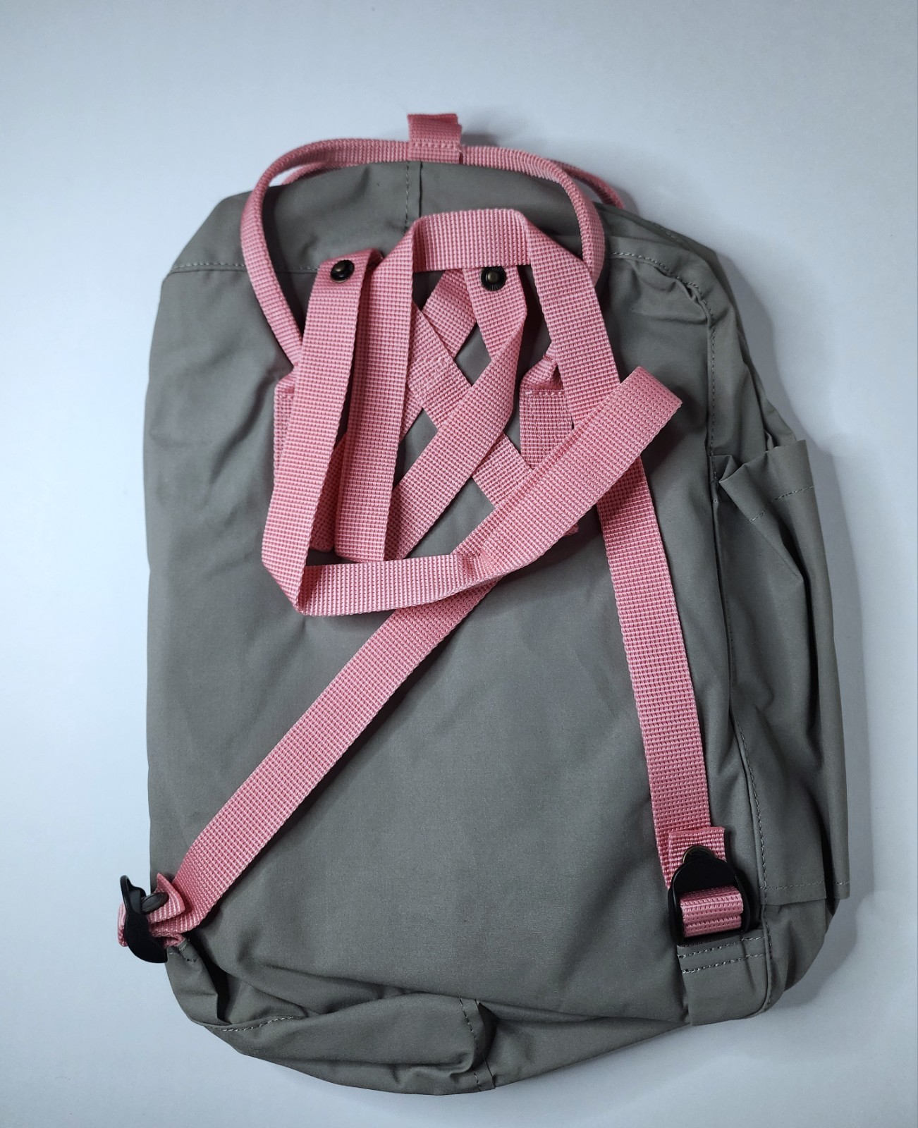 FJALLRAVEN CLASSIC KANKEN Original Backpack One Size Gray Pink 23510