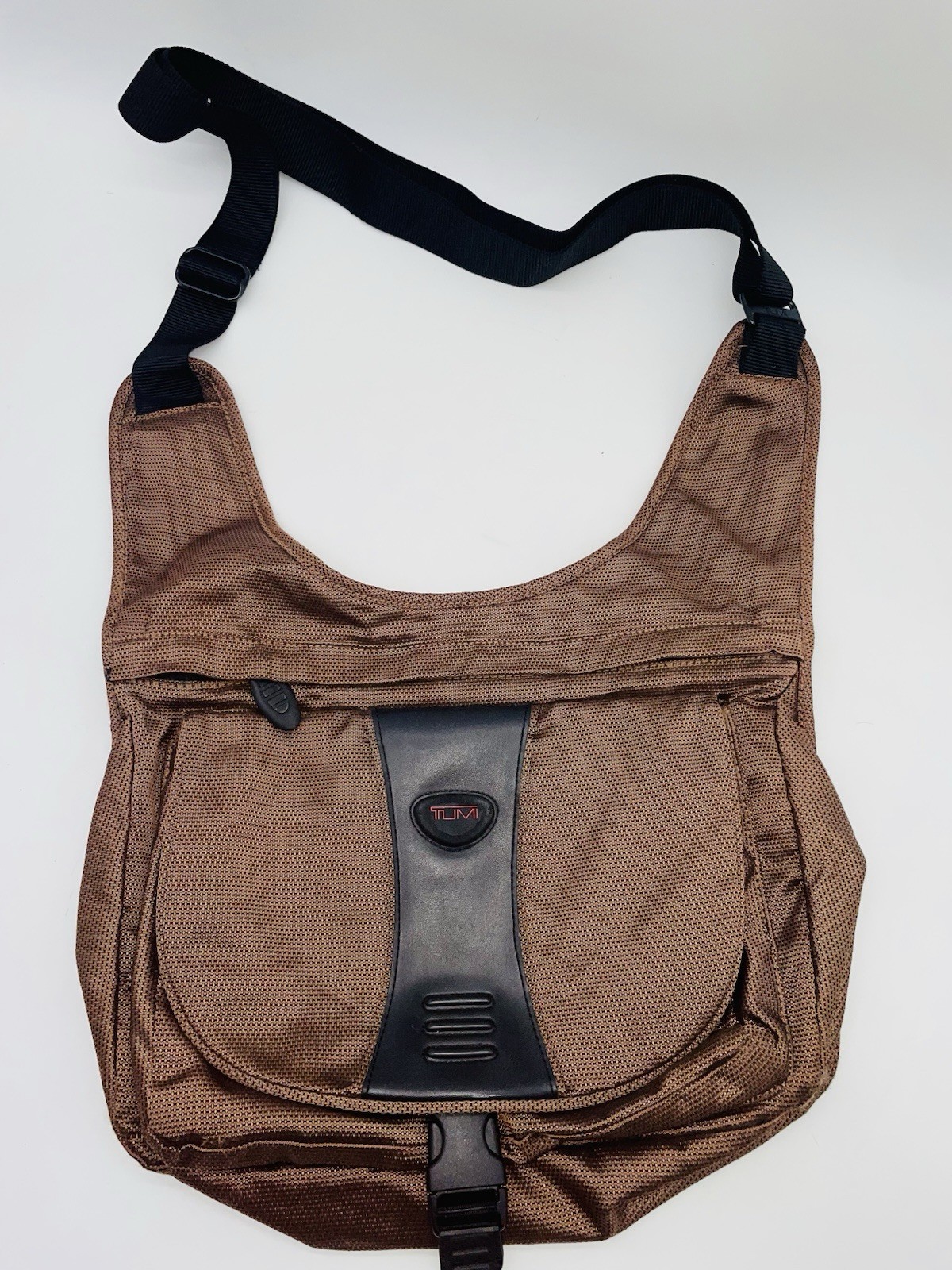 TUMI T2 Shoulder Messenger Crossbody Sling Laptop Ballistic Nylon Brown Copper
