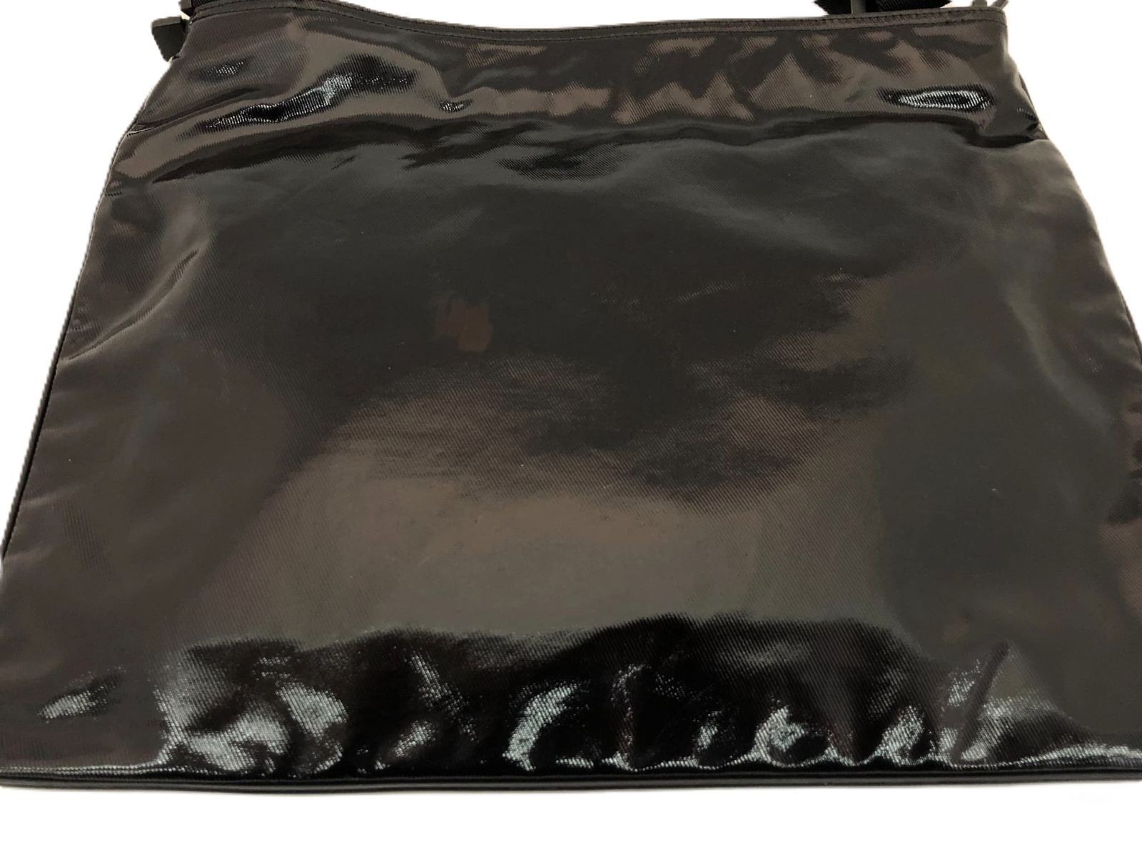 Gucci Crest Emblem Shoulder Messenger Bag Black Vintage Authentic 30×35.5x1cm