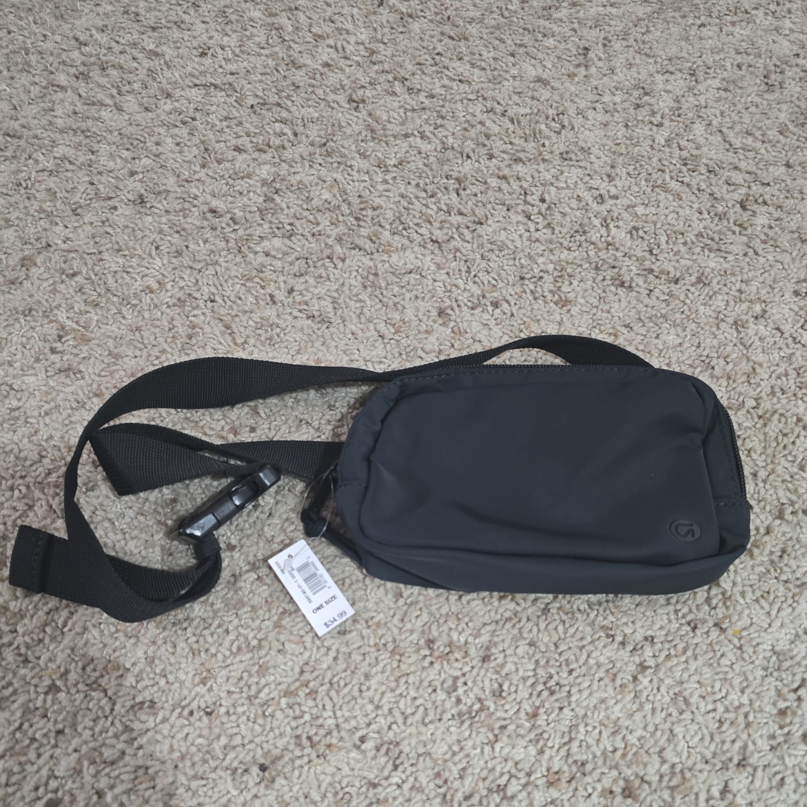 GapFit Belt Bag Adjustable One Size Black 100% Recycled NEW Great For Travel!!