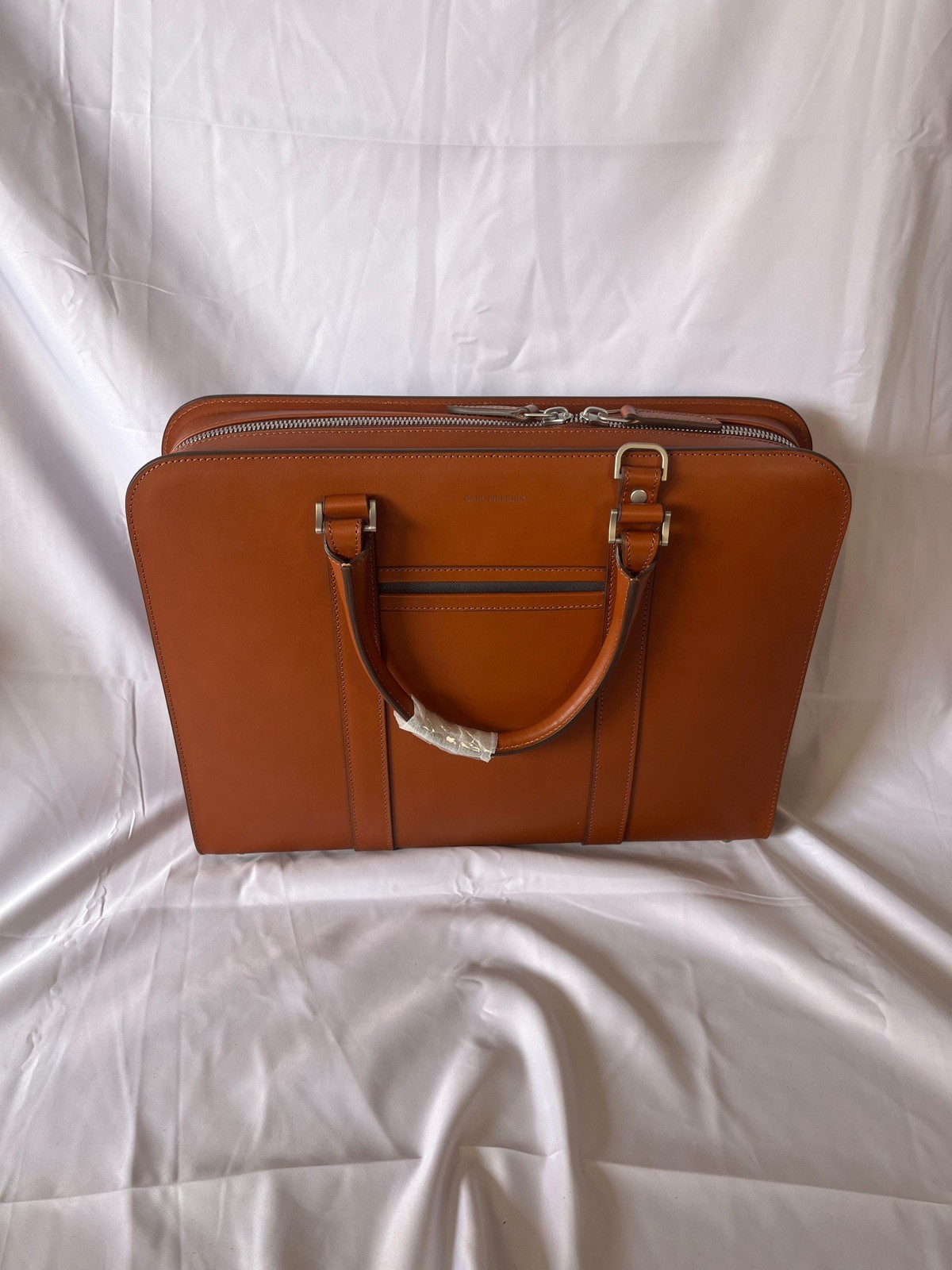 Carl Friedrik Palissy Single Zip Briefcase – Cognac Smooth Leather
