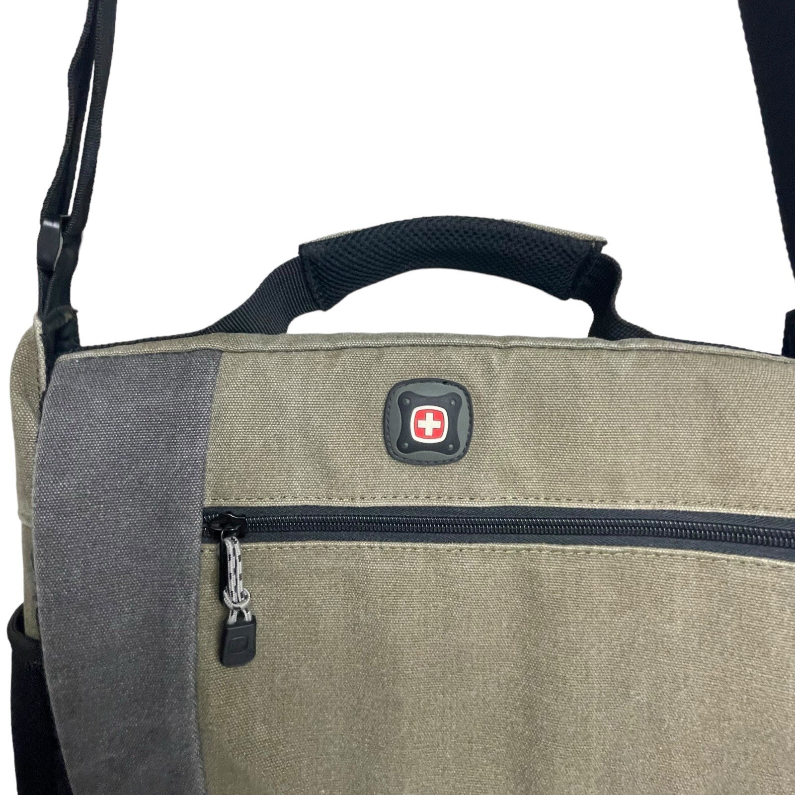 SwissGear Wenger Zinc Adjustable Messenger Bag with Padded Laptop Compartment