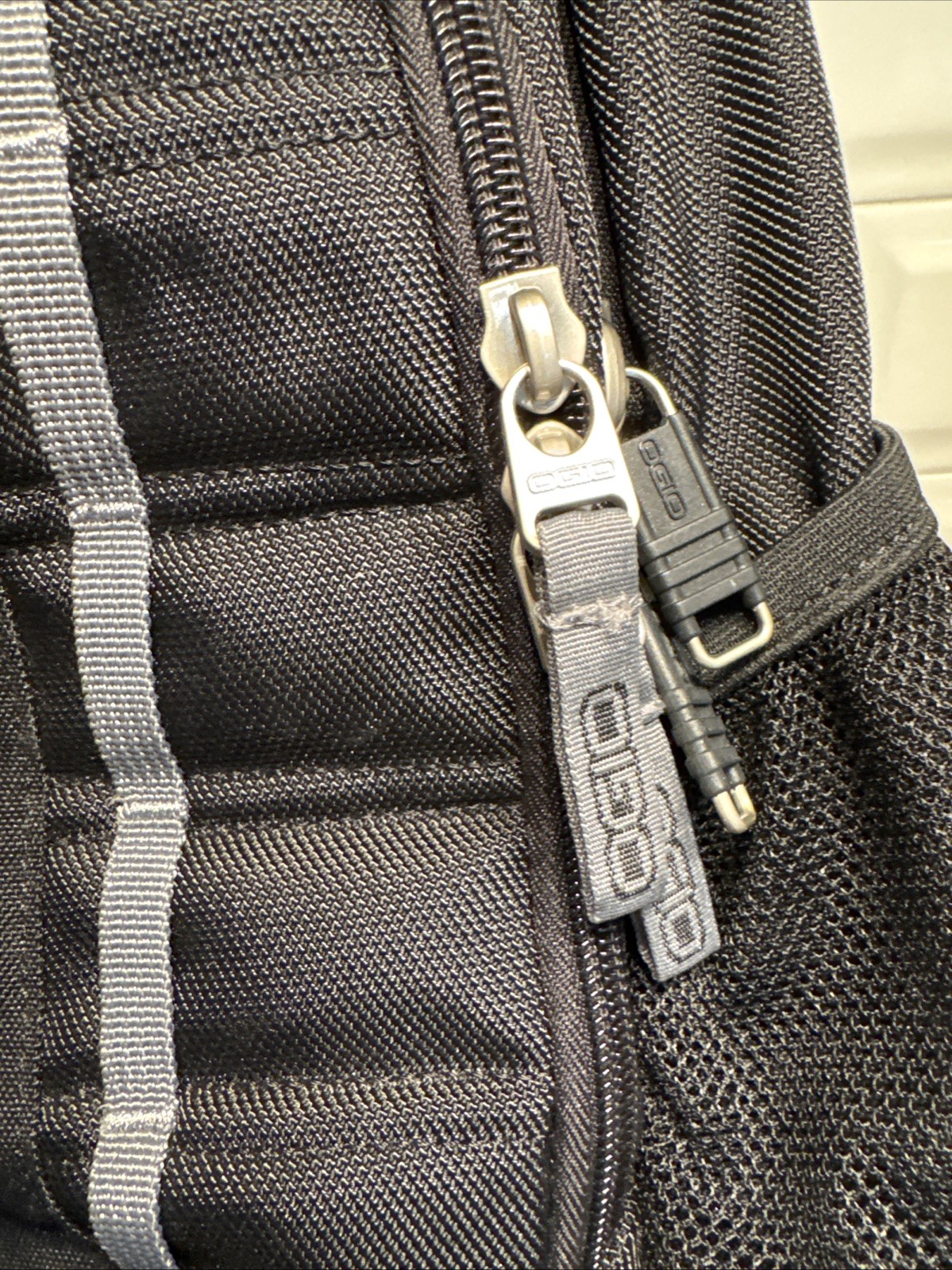 OGIO Axle 17″ Black Airflow Performance Laptop Backpack Embroidered Logo Monarch
