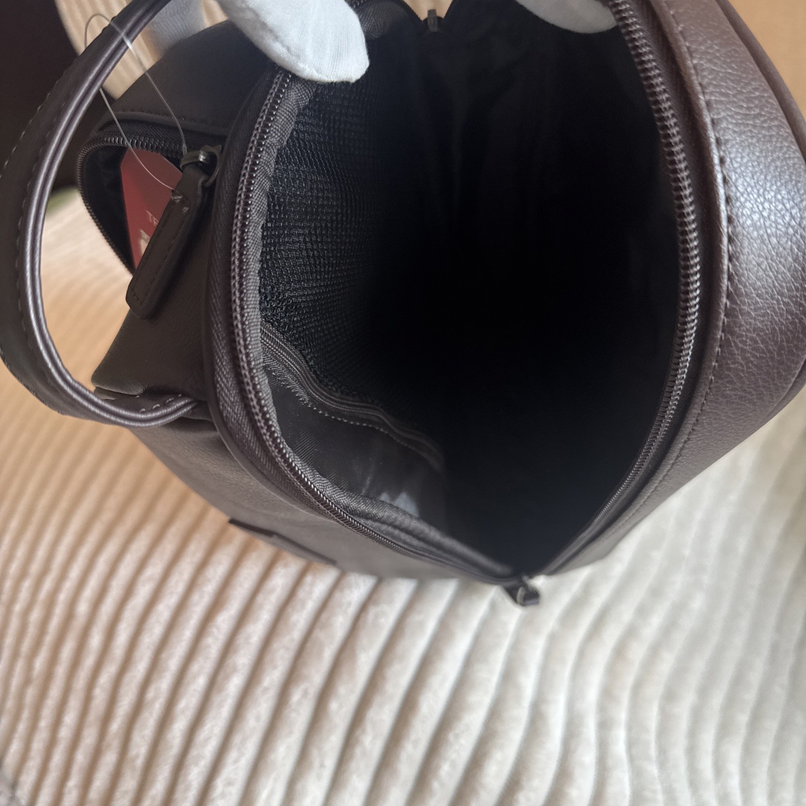 Perry Ellis Brown Leather Zip Men’s Toiletry Bag (available also in Black color)