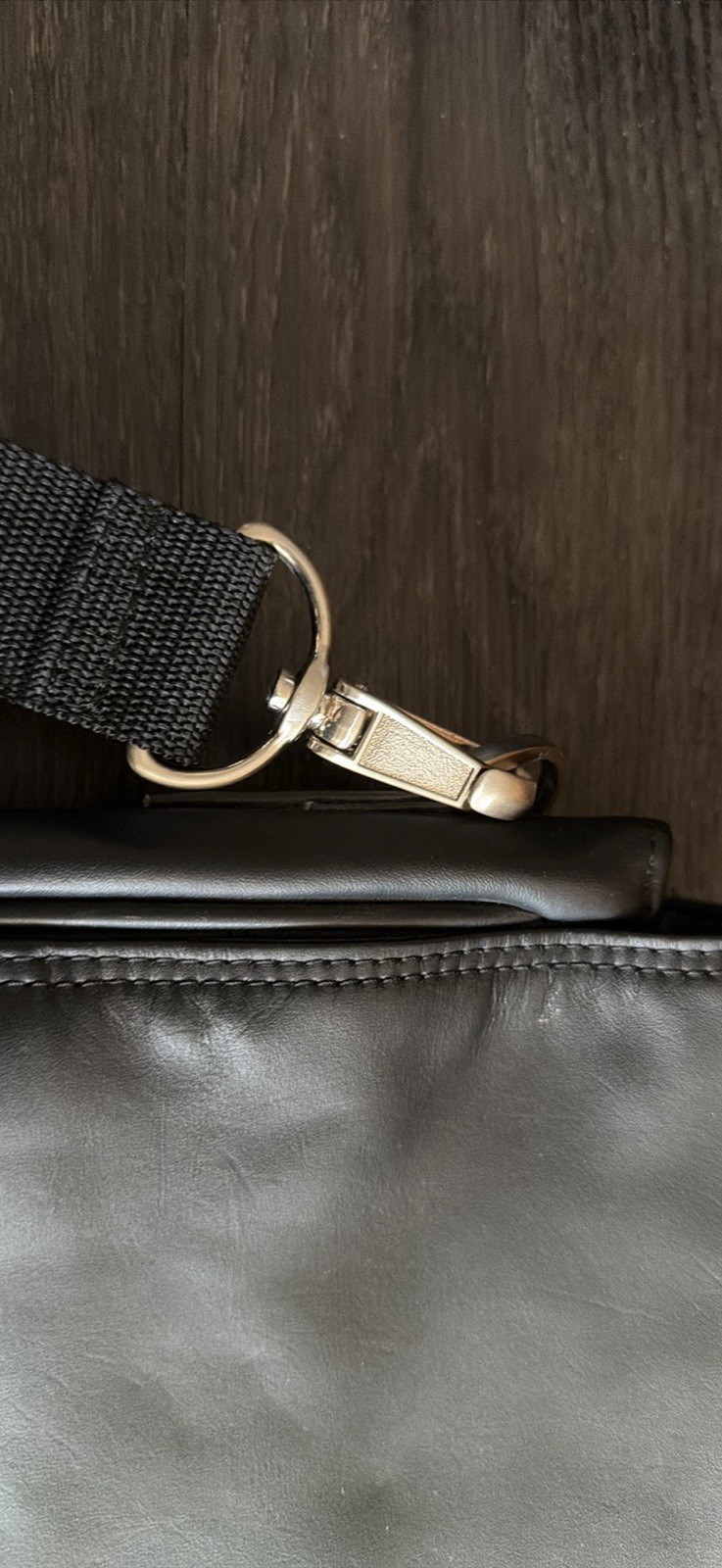 Kenneth Cole Reaction Men’s Large Black Briefcase Crossbody Strap Zip/Buckle
