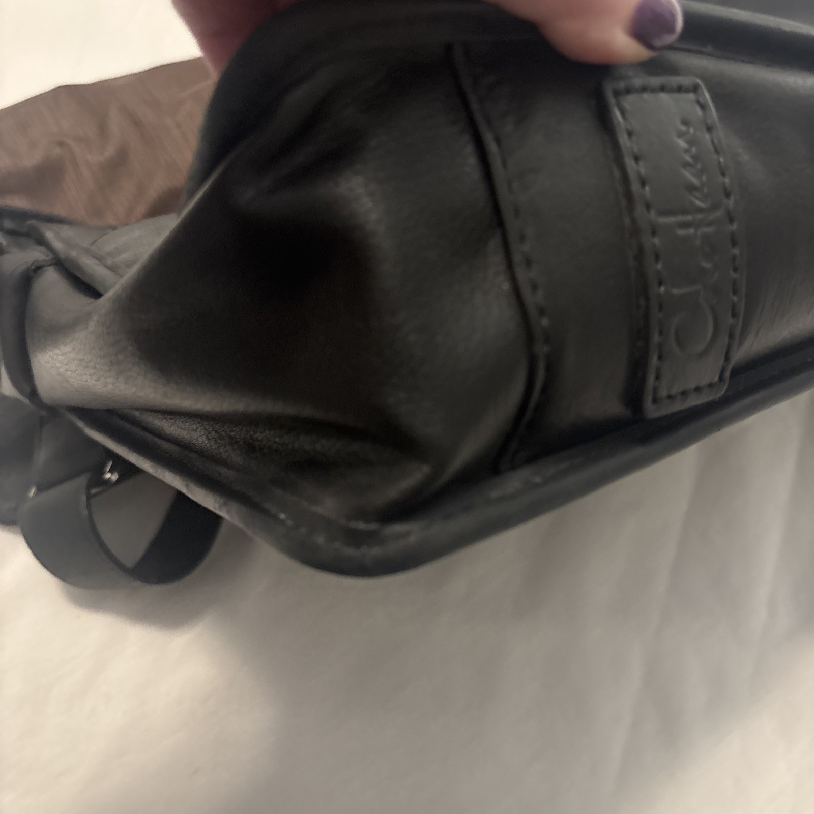 Cole Haan Pebbled Black 100% Leather Messenger Bag Laptop Shoulder Strap Attaché