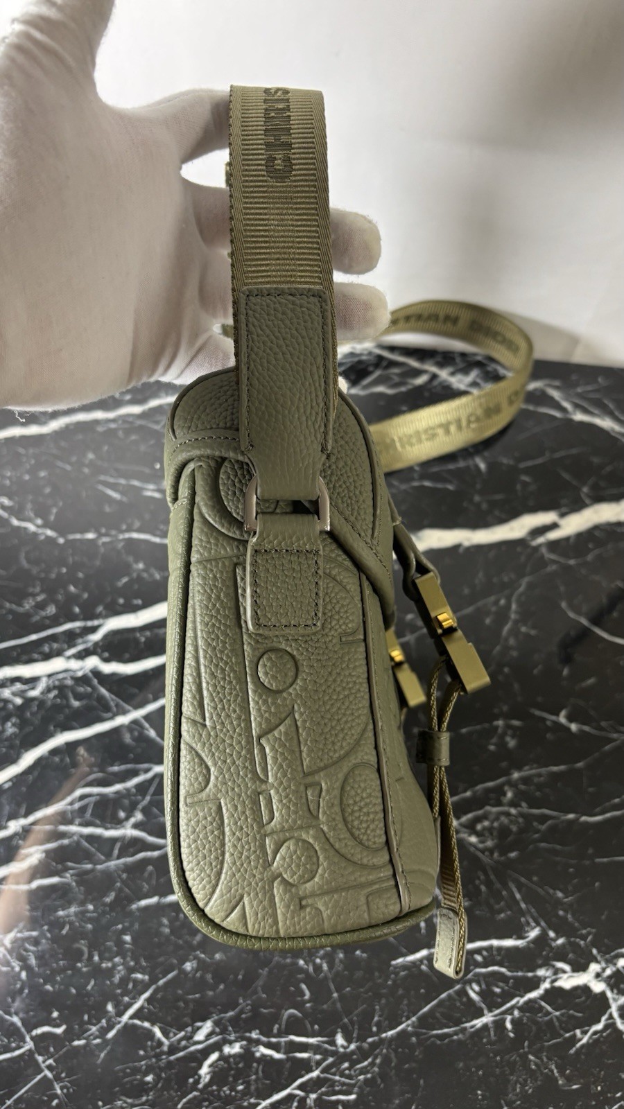 Authentic DIOR Green Gravity Grained Calf Leather Hit The Road Messenger Bag