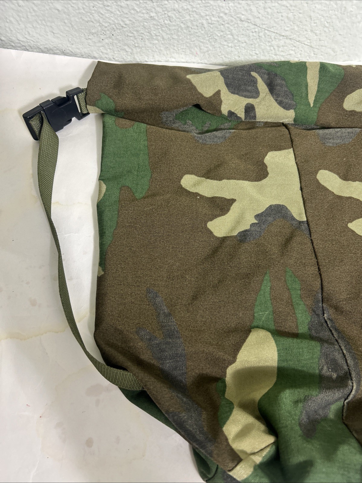 Unbranded Camo Rucksack Fold over Hook Loop 25x8x6