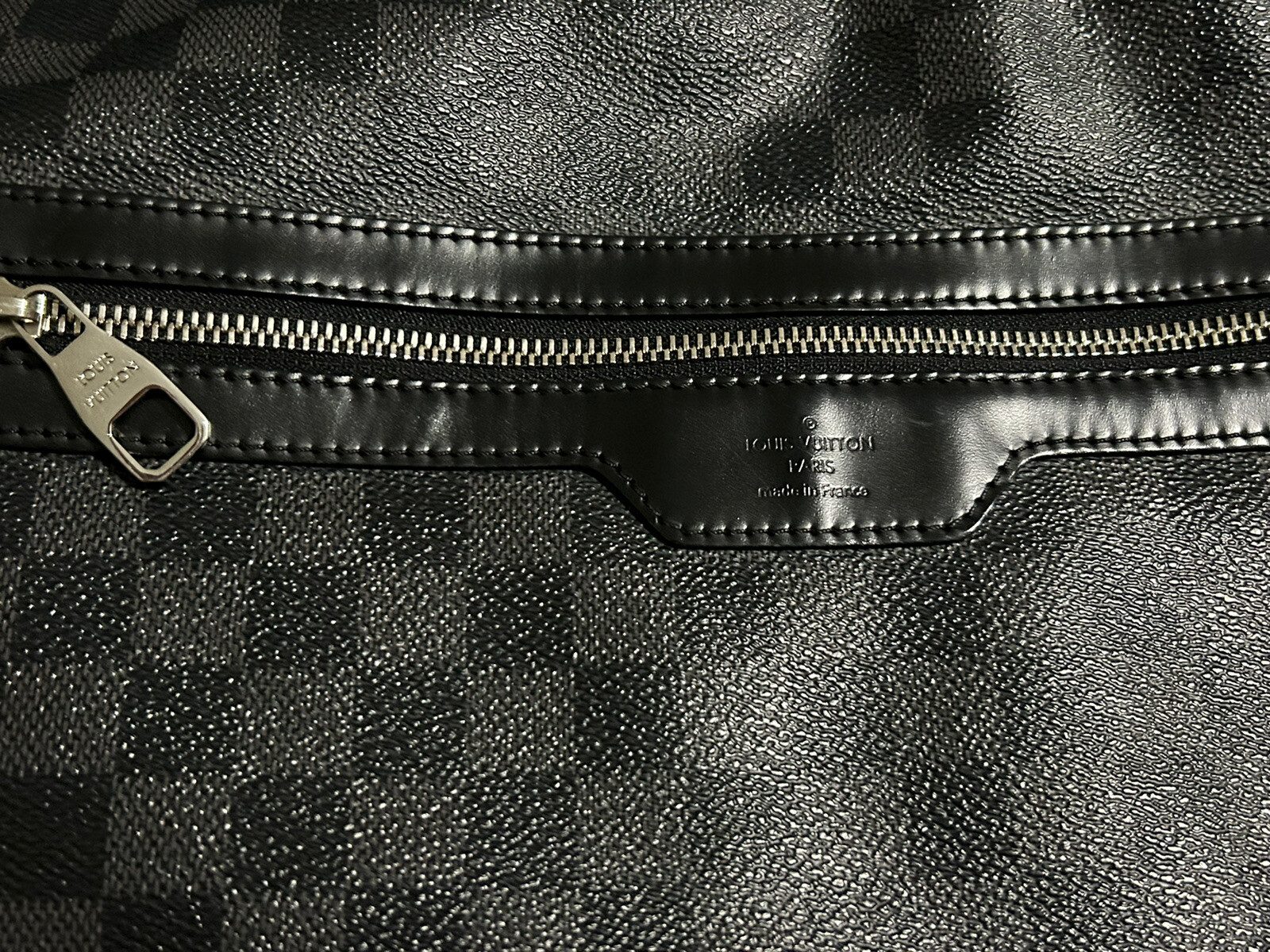 Authentic Louis Vuitton Mick Handbag Damier Graphite MM Black