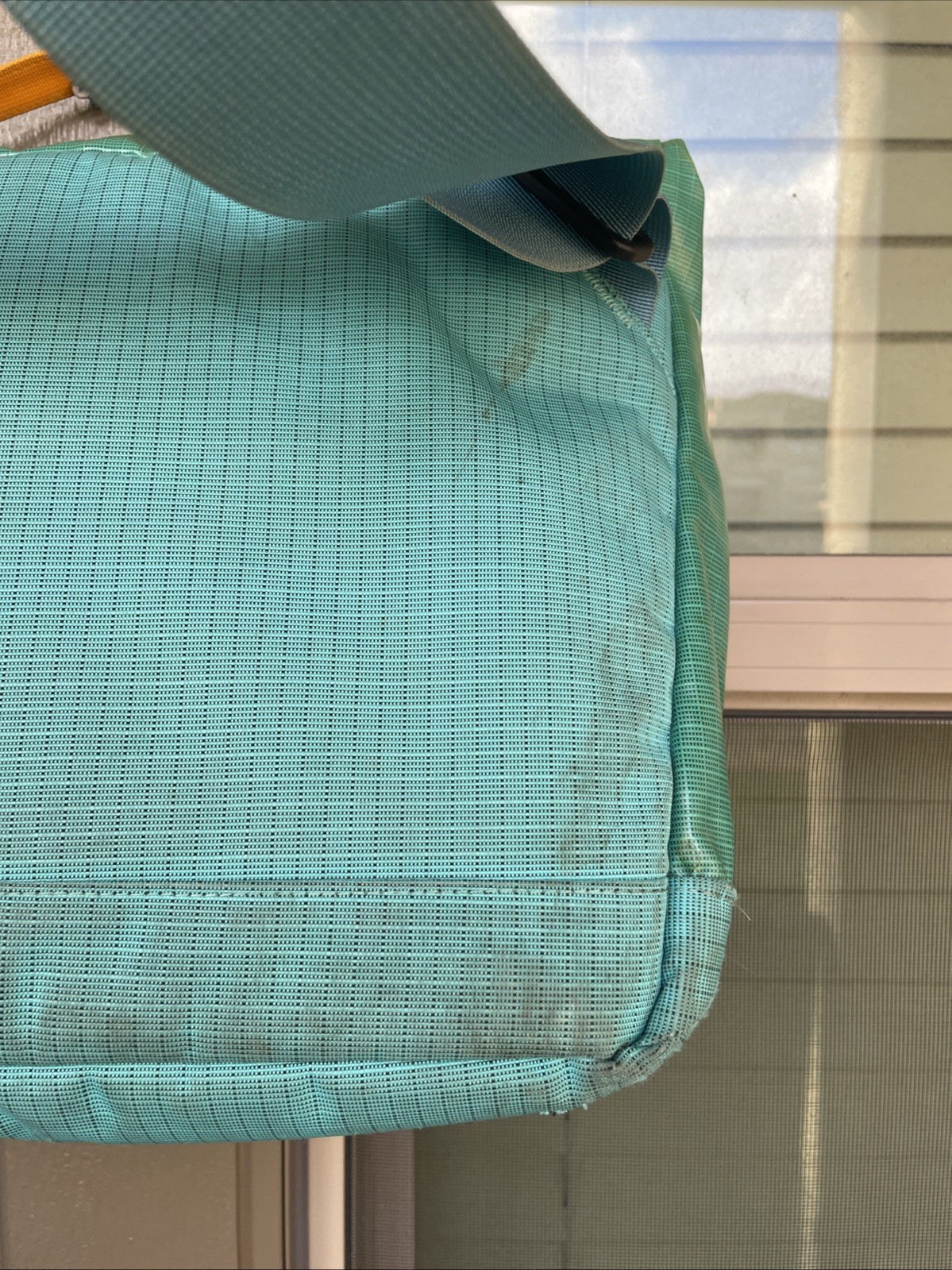 RARE Patagonia Black Hole Messenger 12L Bag Turquoise Green Yellow Laptop 49321