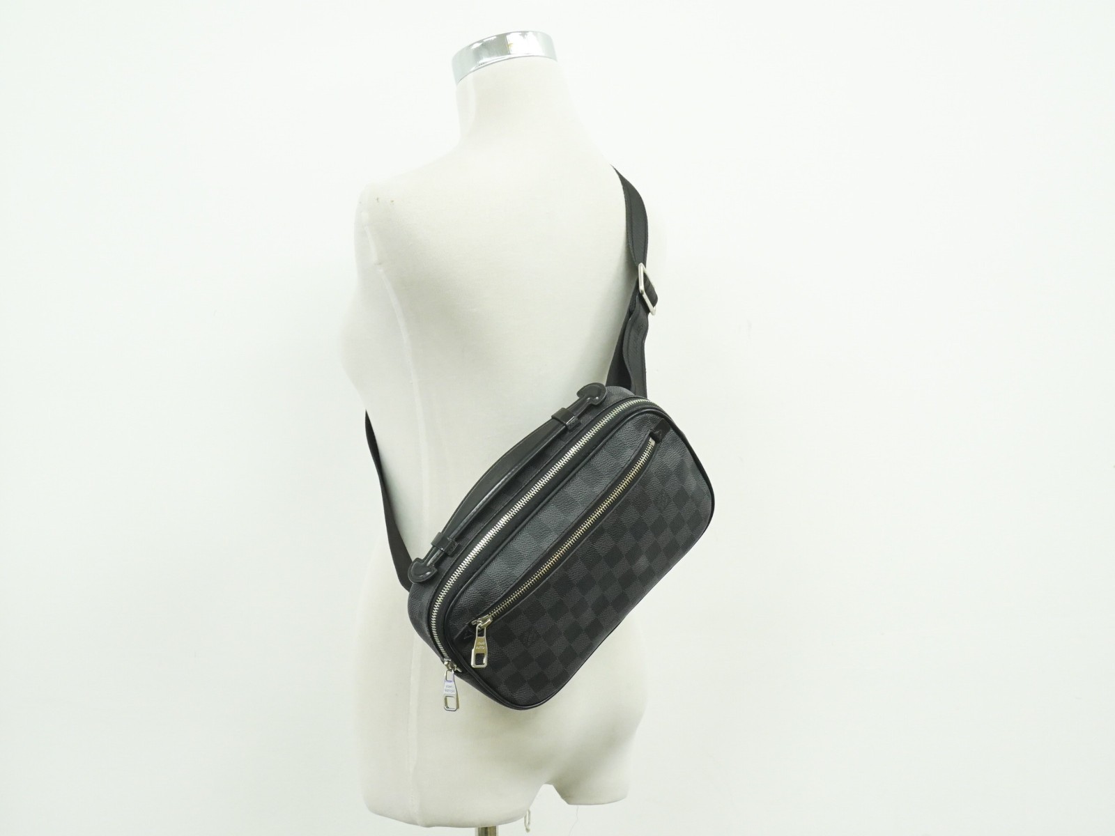 Louis Vuitton Ambler N41289 Damier Graphite Canvas Belt Body Bag Black Gray