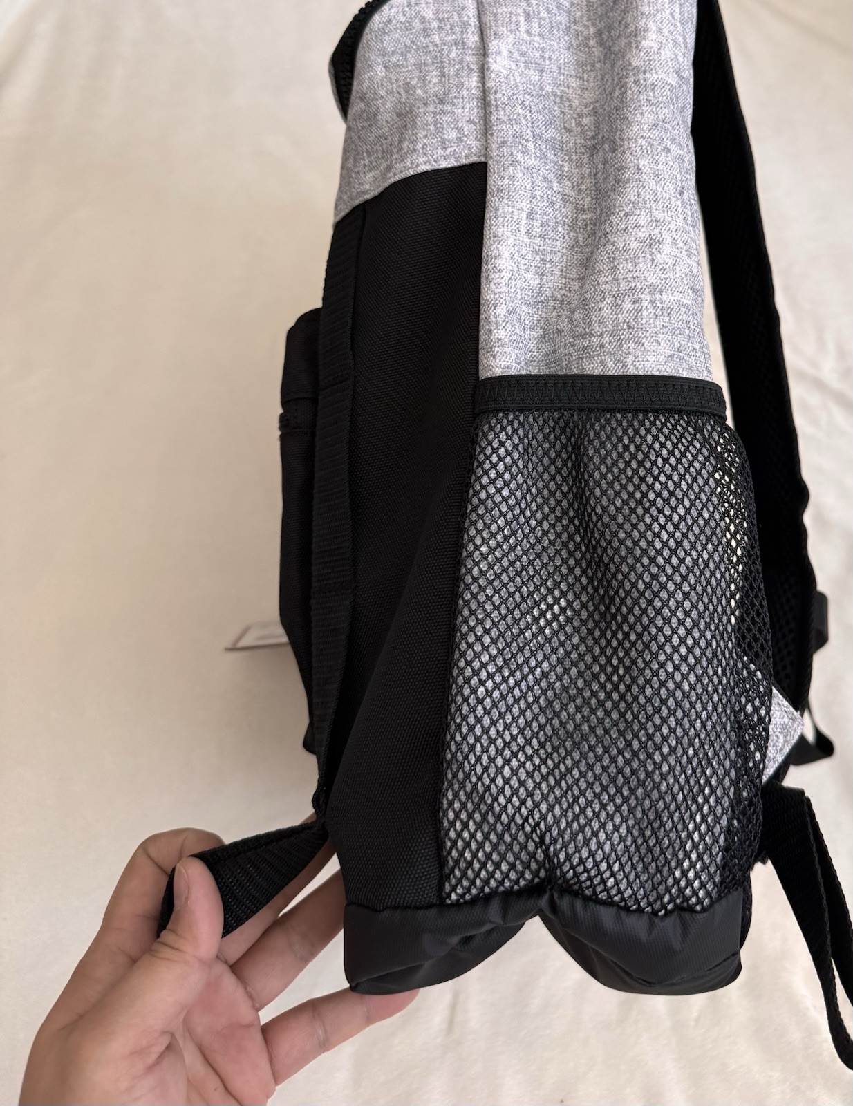 Reebok Unisex Adult Bobbie Top Loader 18.5″ Laptop Backpack, Light Heather Grey