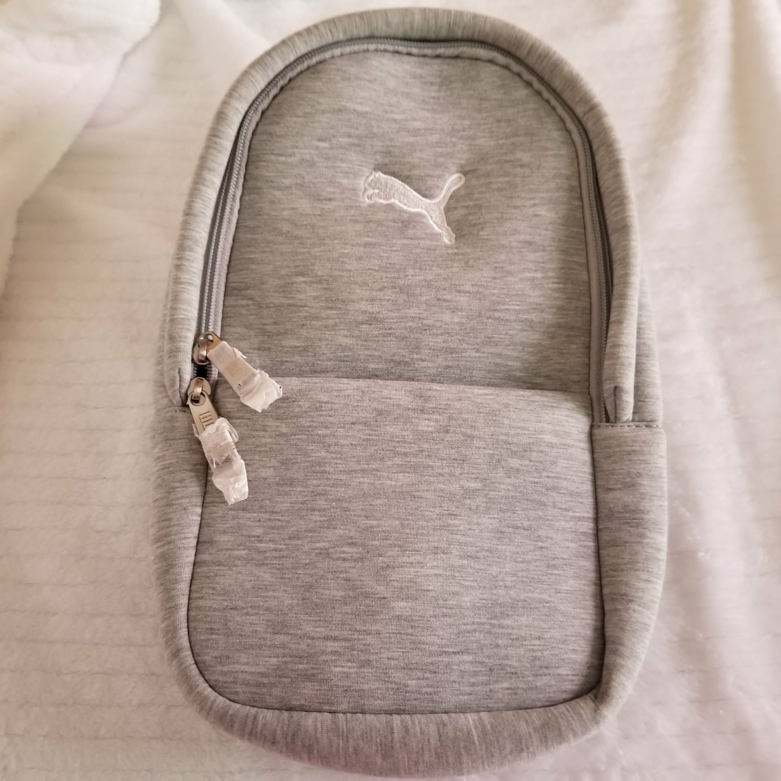 Puma Clubhouse single strap pack 12×6.75×2 gray polyester rayon spandex zip