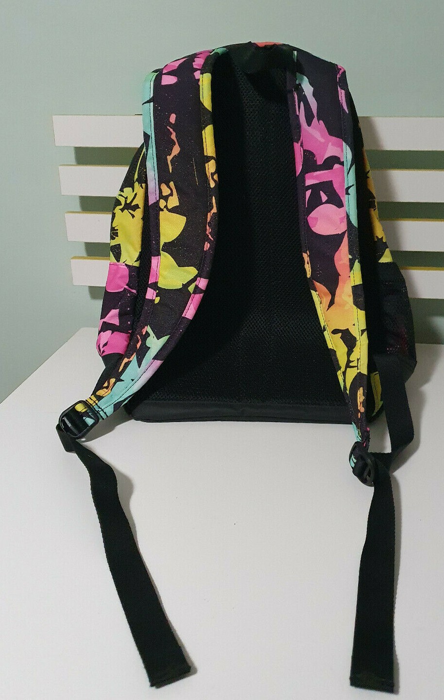 HURLEY BACKPACK MULTICOILOURED RAINBOW FLORAL BRIGHT 45CM TALL