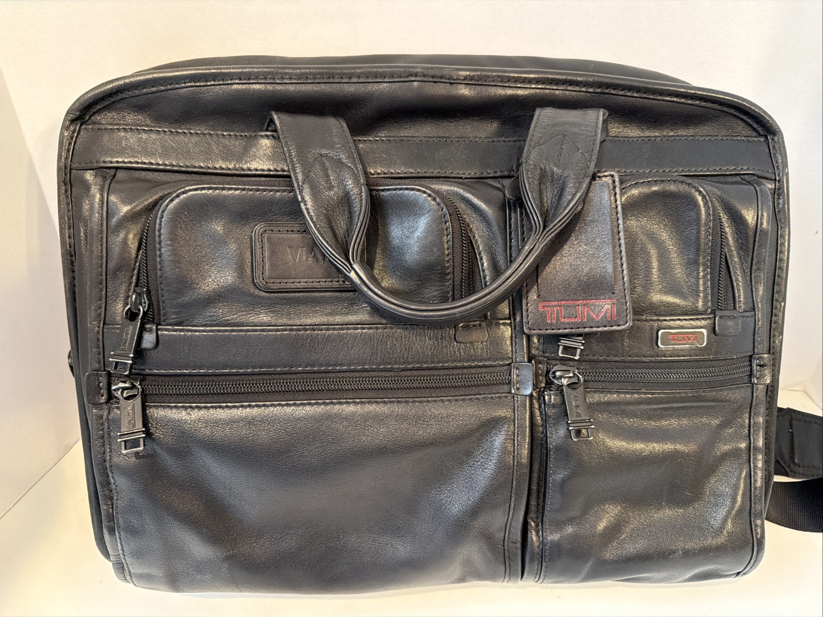 Tumi Alpha Leather Padded Laptop Briefcase Bag Black Leather Nice