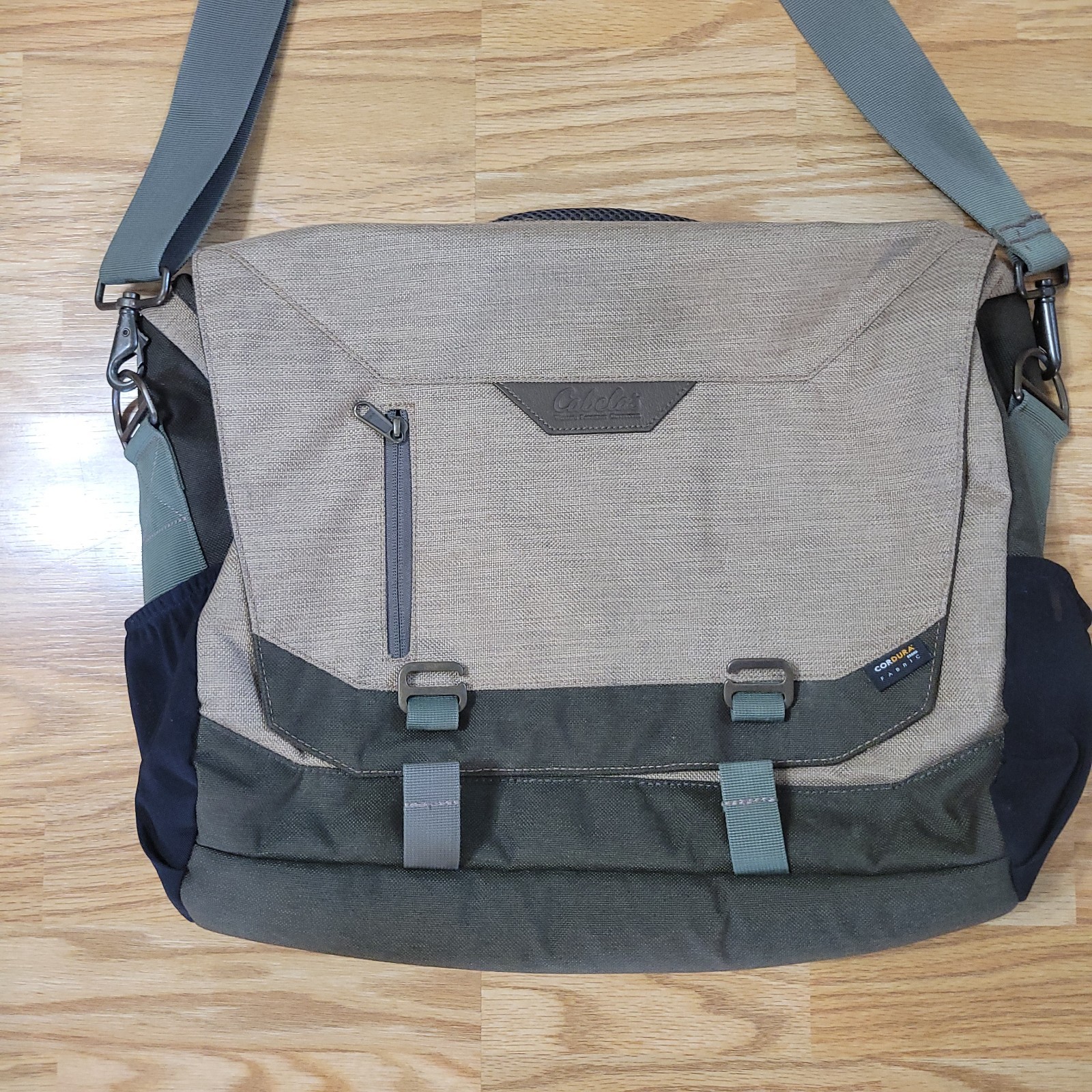 Nice Cabela’s Laptop Office Messenger Bag Corduva Fabric Shoulder Strap Inserts
