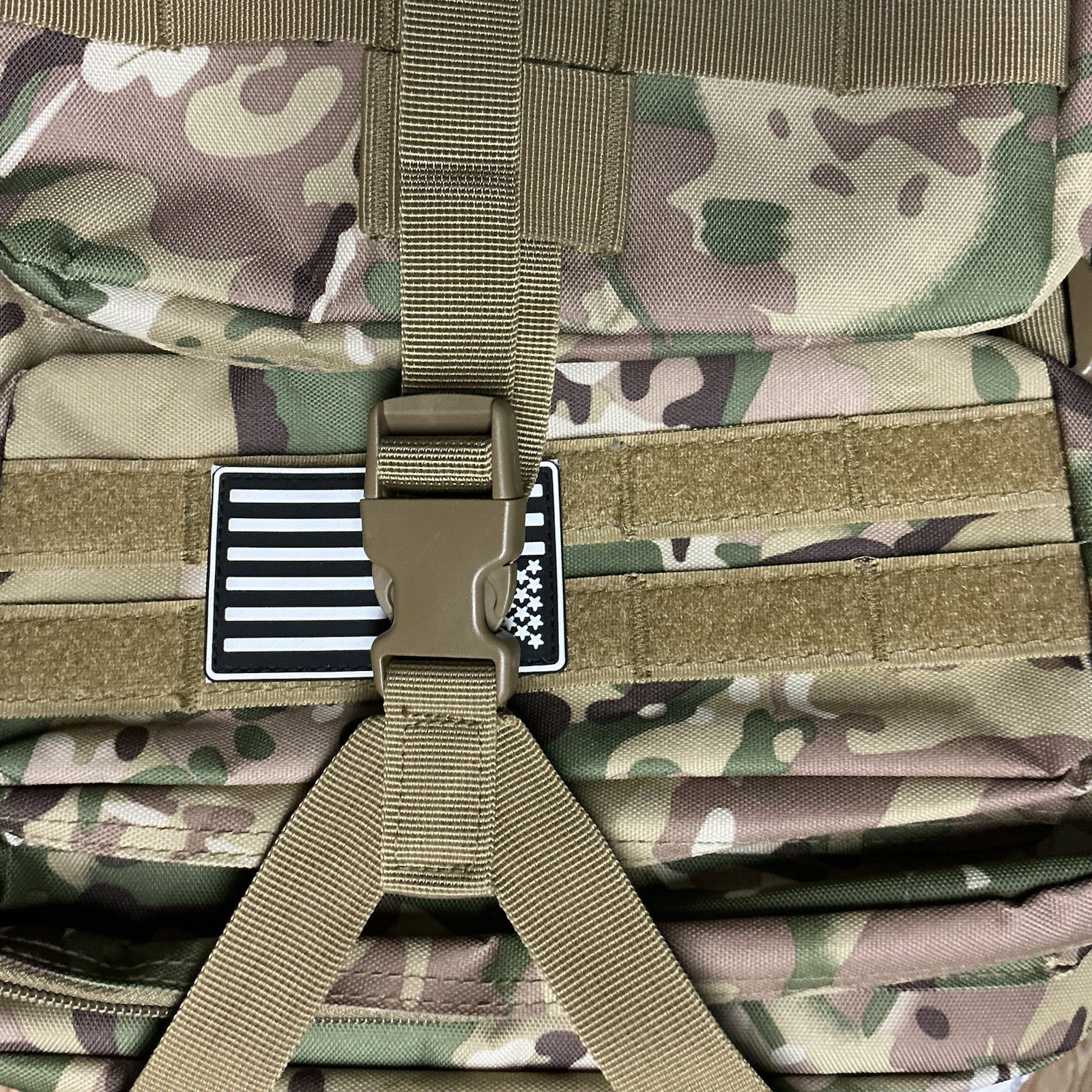New Unbranded Large 14×19 Camo Backpack, Multiple Pockets