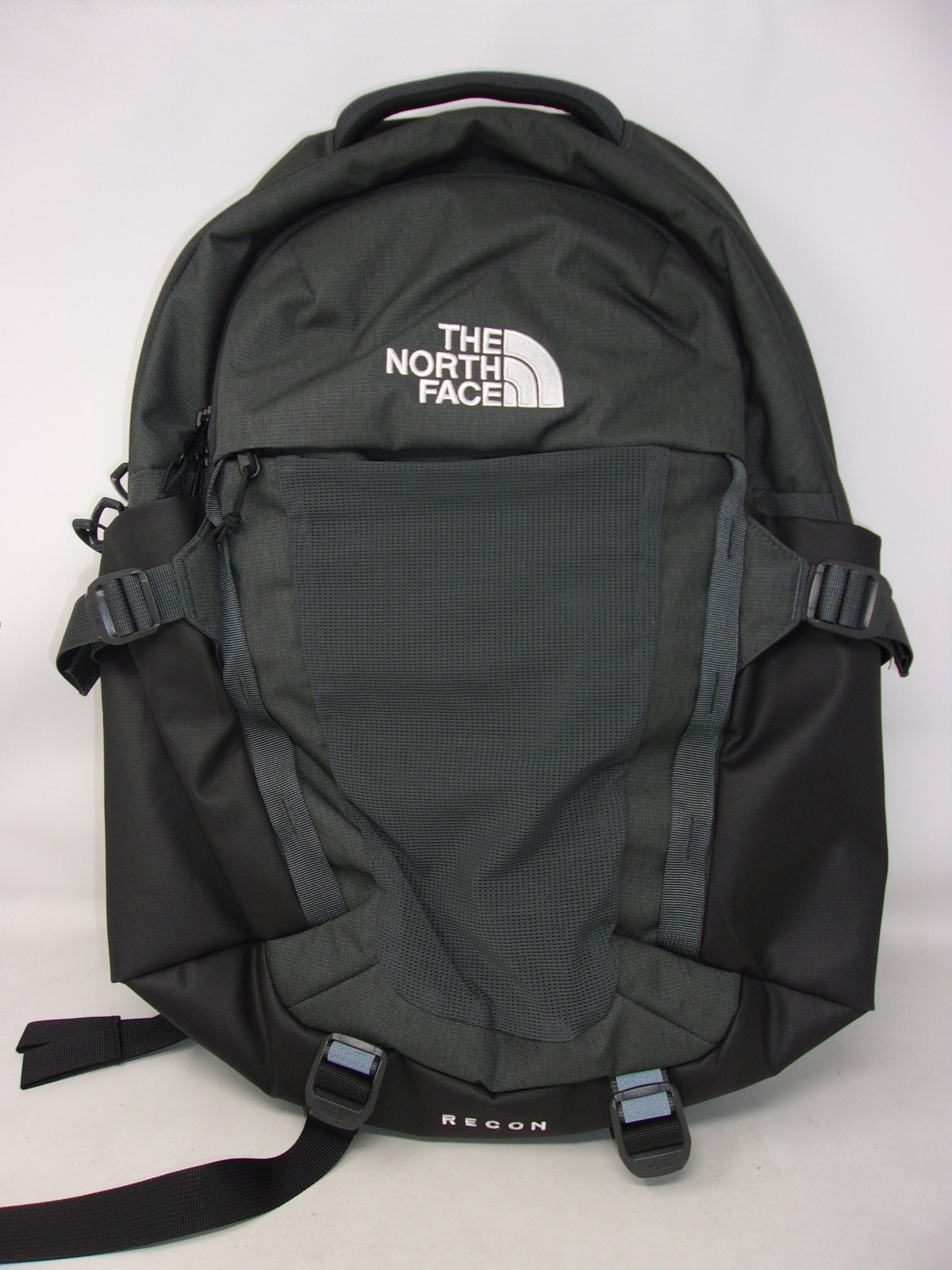 THE NORTH FACE Recon Laptop Backpack, Asphalt Grey/Black, OS – GENTLY USED