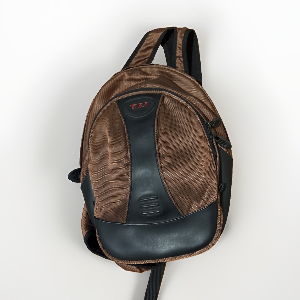 vintage Tumi T2 series sling backpack Discontinued, Brown Tech Bag