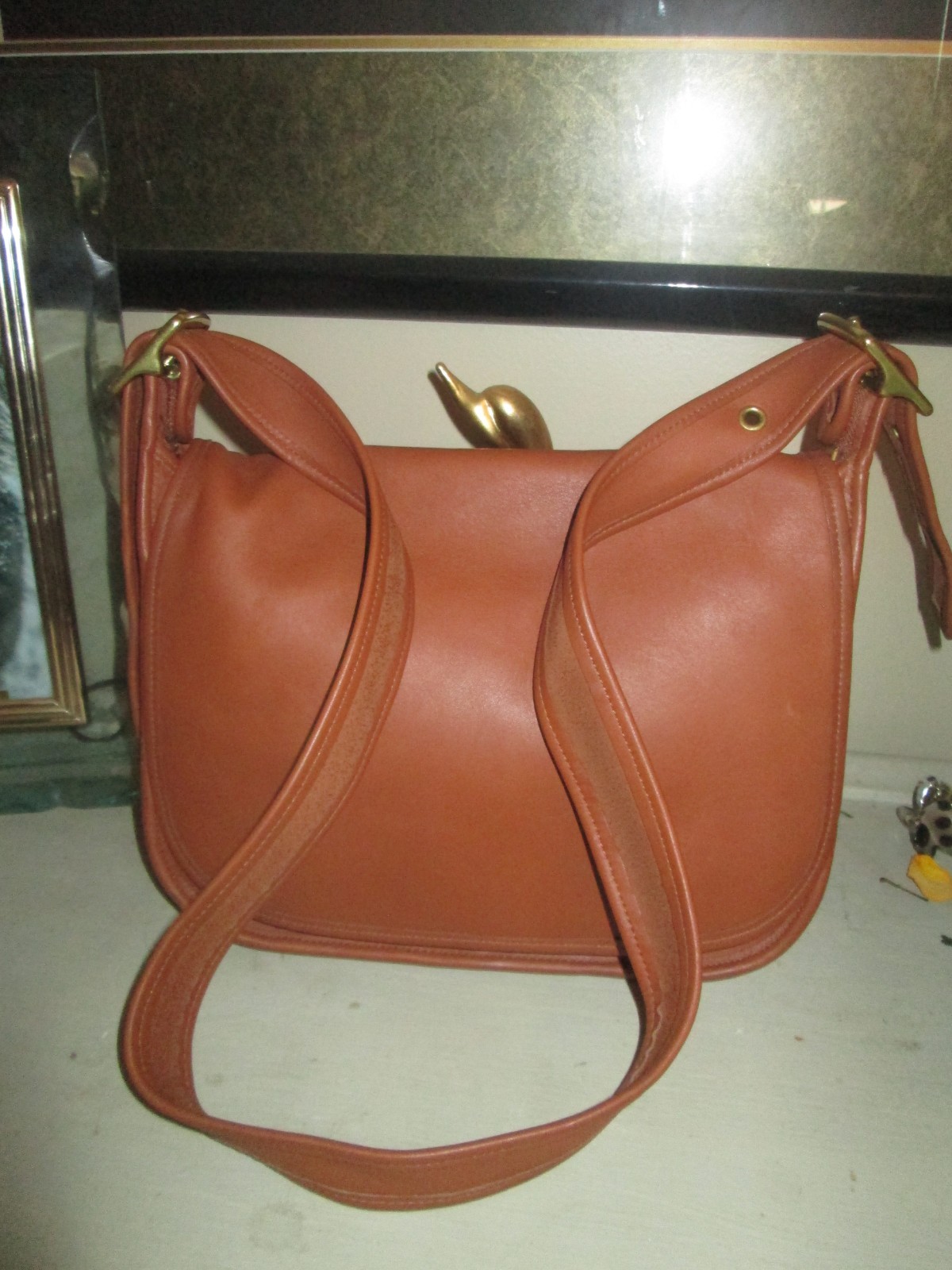 AUTH VINTAGE COACH PATRICIA LEGACY BRITISH TAN LEATHER FLAP SADDLE BAG, #9951