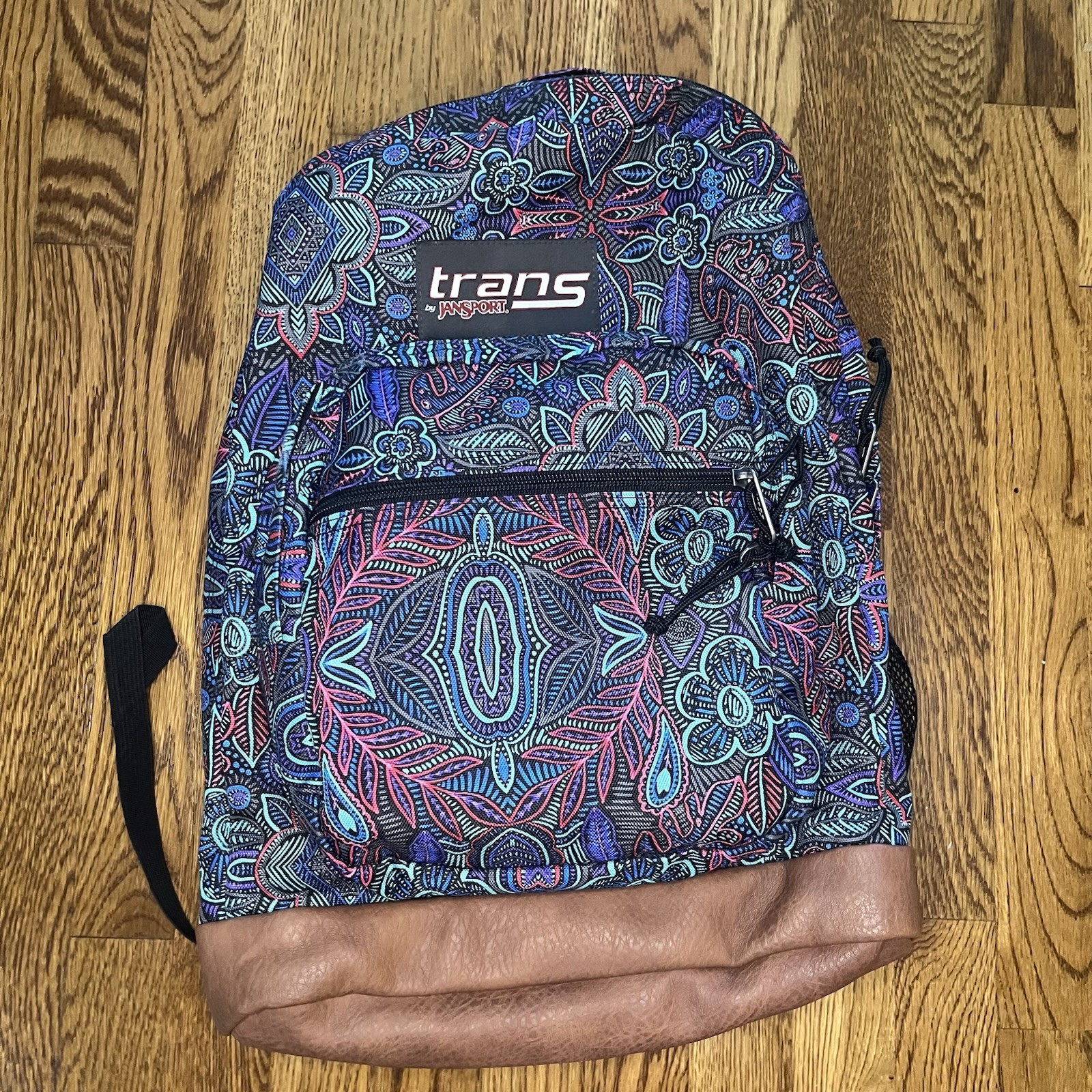 Trans By Jansport 17” Laptop Sleeve Backpack Floral leather bottom
