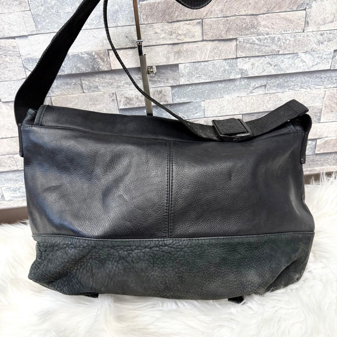 Mr Olive EOI Black Leather Messenger Bag Crossbody Shoulder Y2K Japan USED