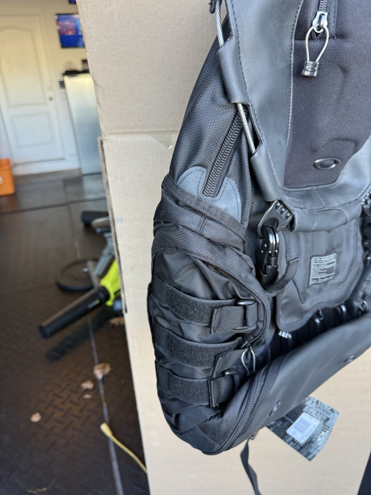 Oakley Kitchen Sink Stealth Black Tactical Bag