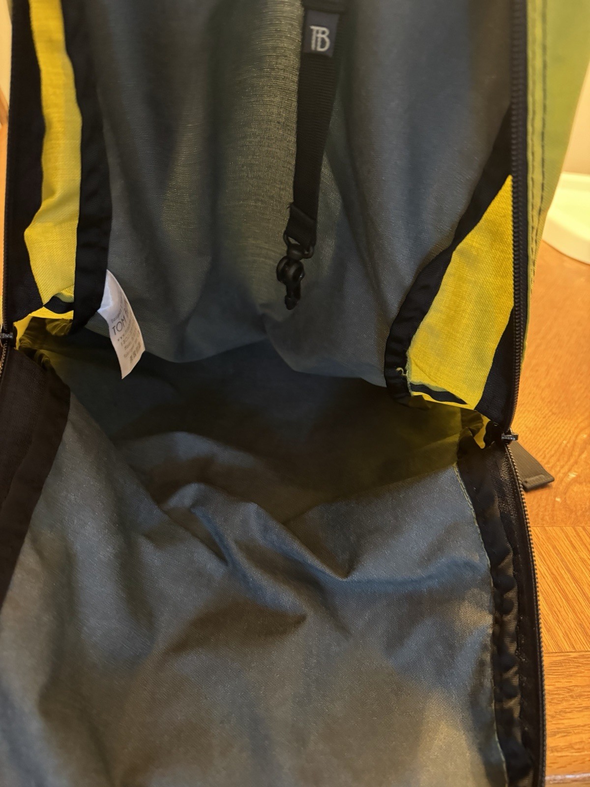 TOM BIHN Early Design Daylight Backpack – Wasabi and Steel Cordura