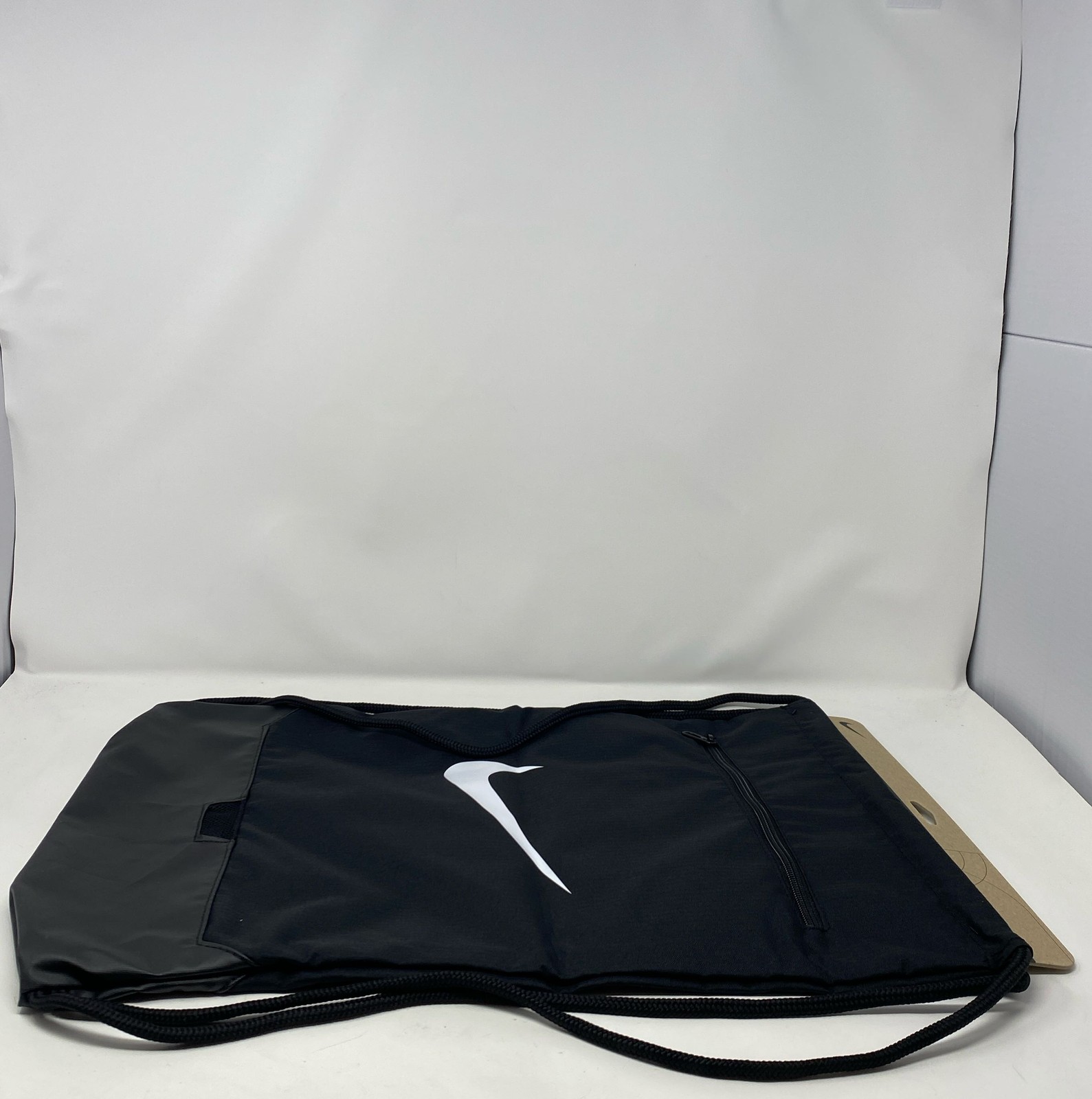 Nike Brasilia 9.5 Training Gym Sack 18L Black/Black/White DM3978-010 Drawstring