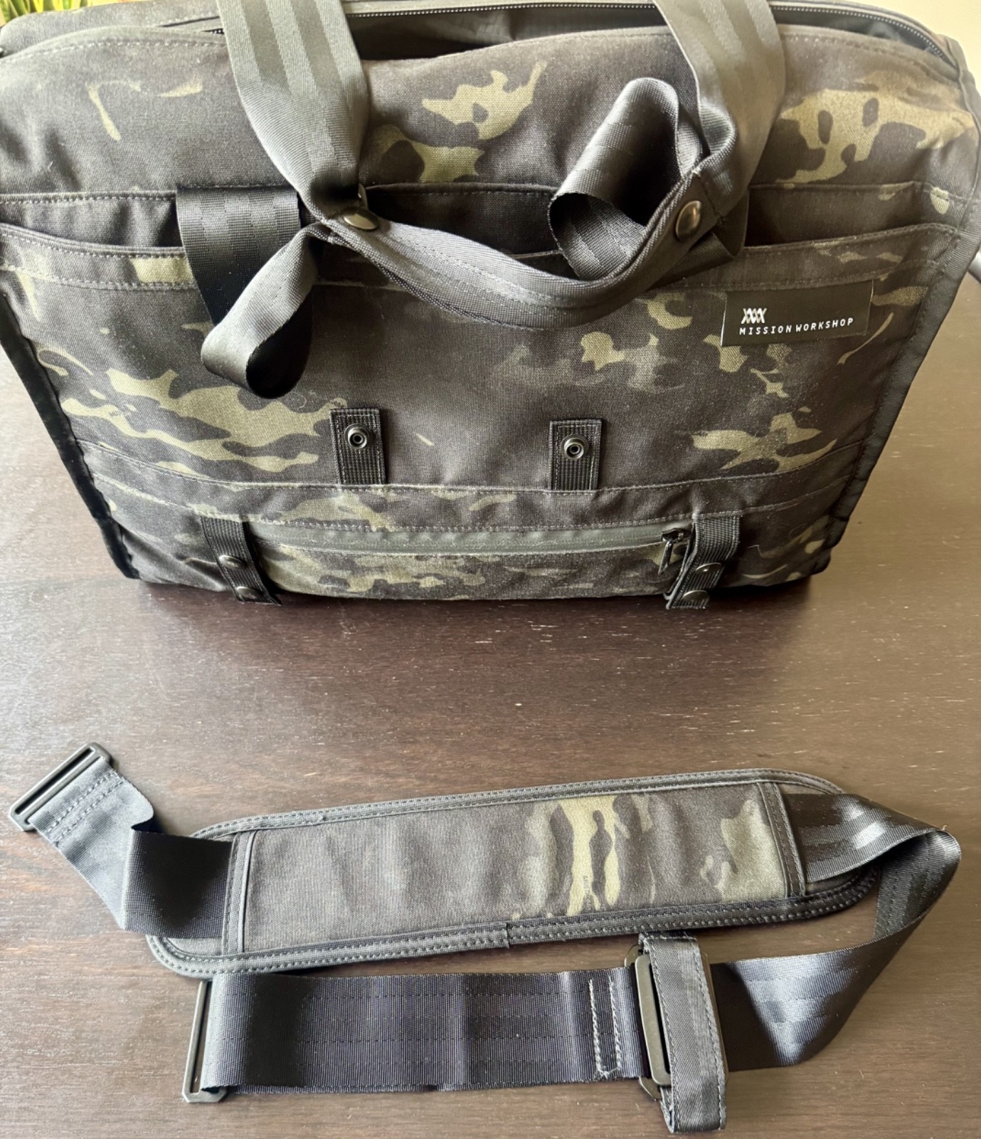 Mission Workshop Transit Laptop Brief 19L — Laptop Bag with Accessories