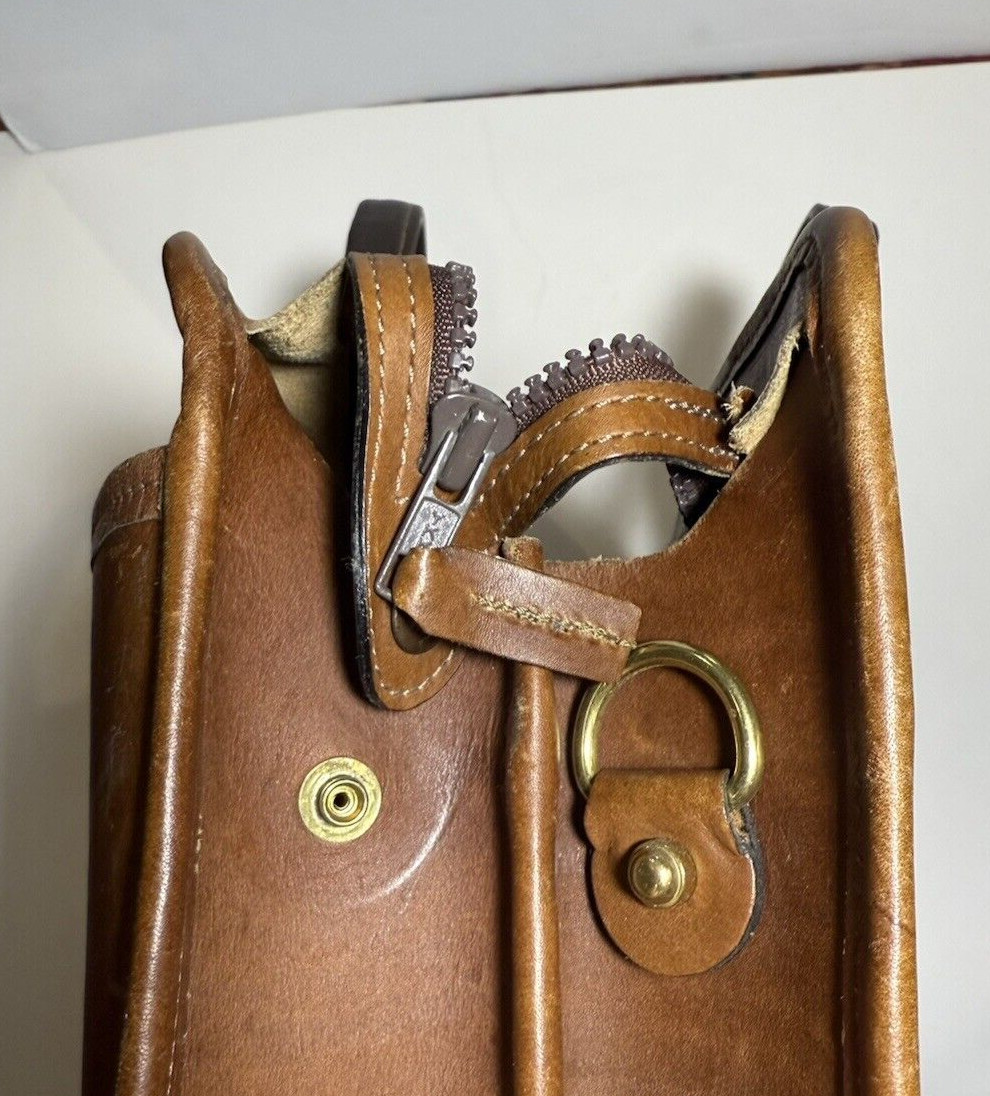 Jack Georges Brown Leather Briefcase Handles Zippers Many Pockets 16-1/2″ x 11″