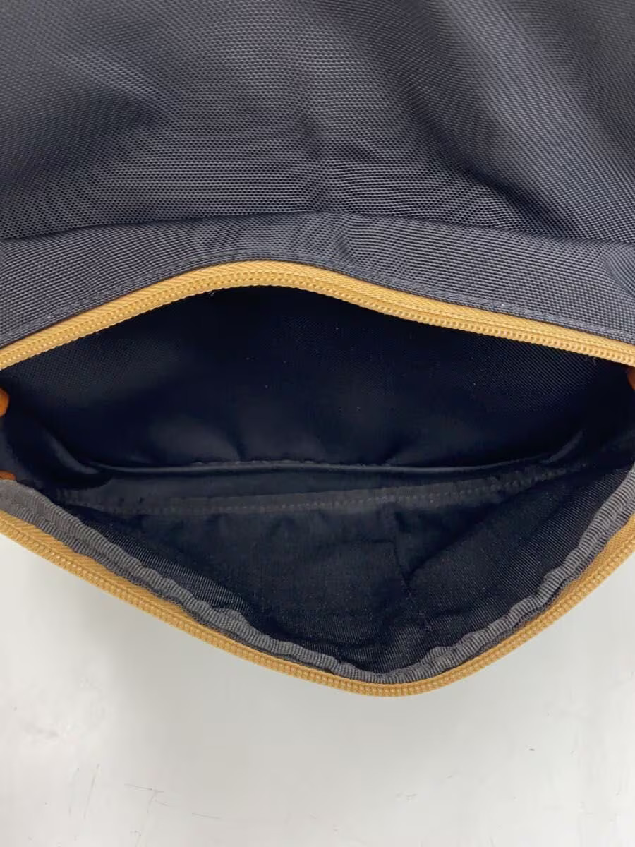 IL BISONTE bag — BLK