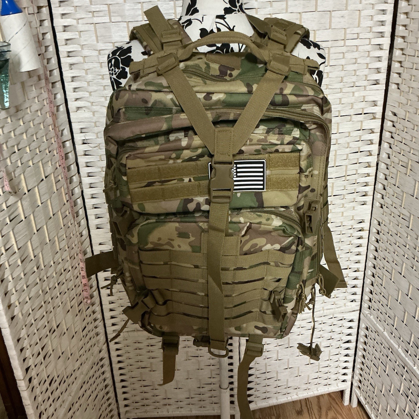 New Unbranded Large 14×19 Camo Backpack, Multiple Pockets