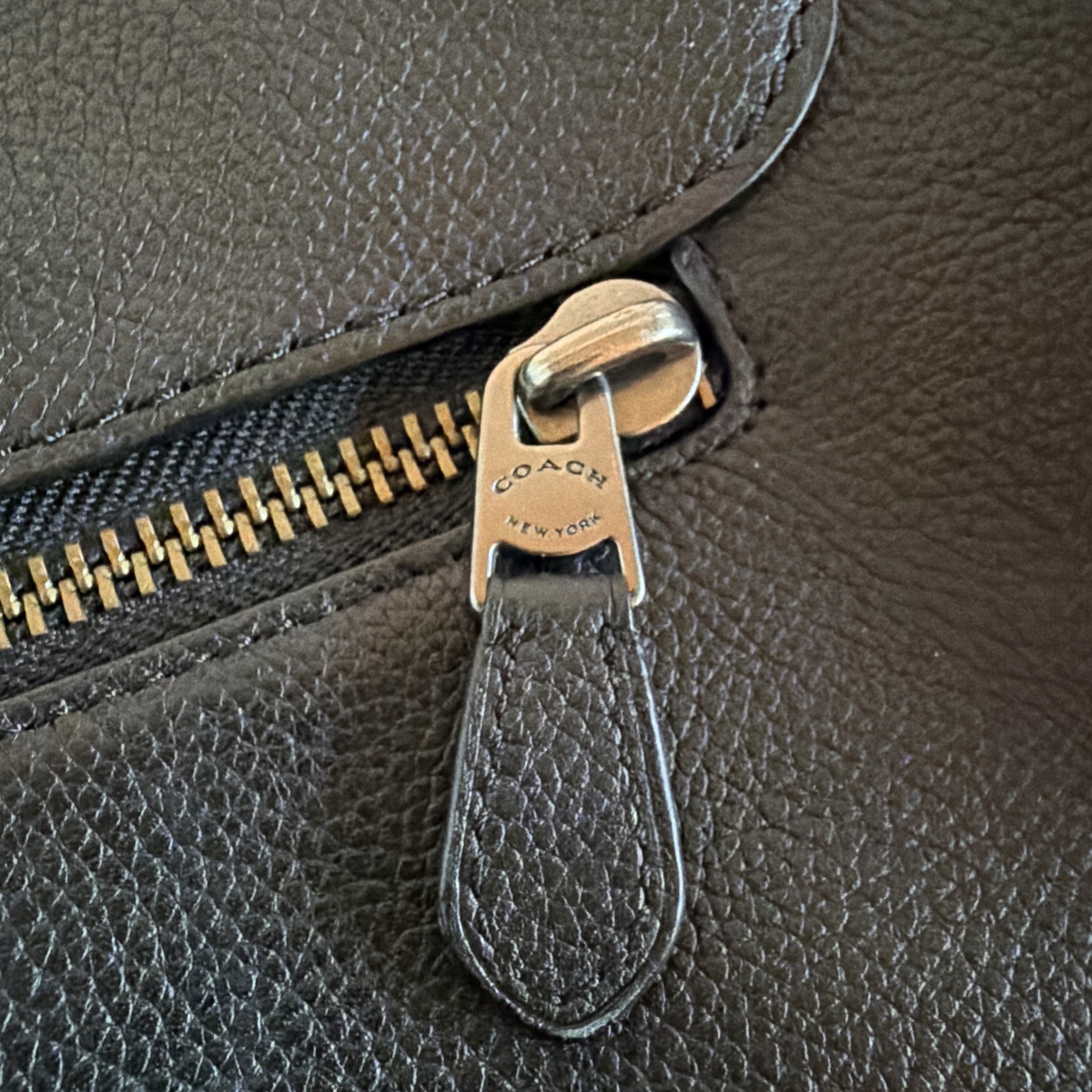 COACH – Metropolitan 55552 Black Leather Messenger Crossbody Bag A4 Fit