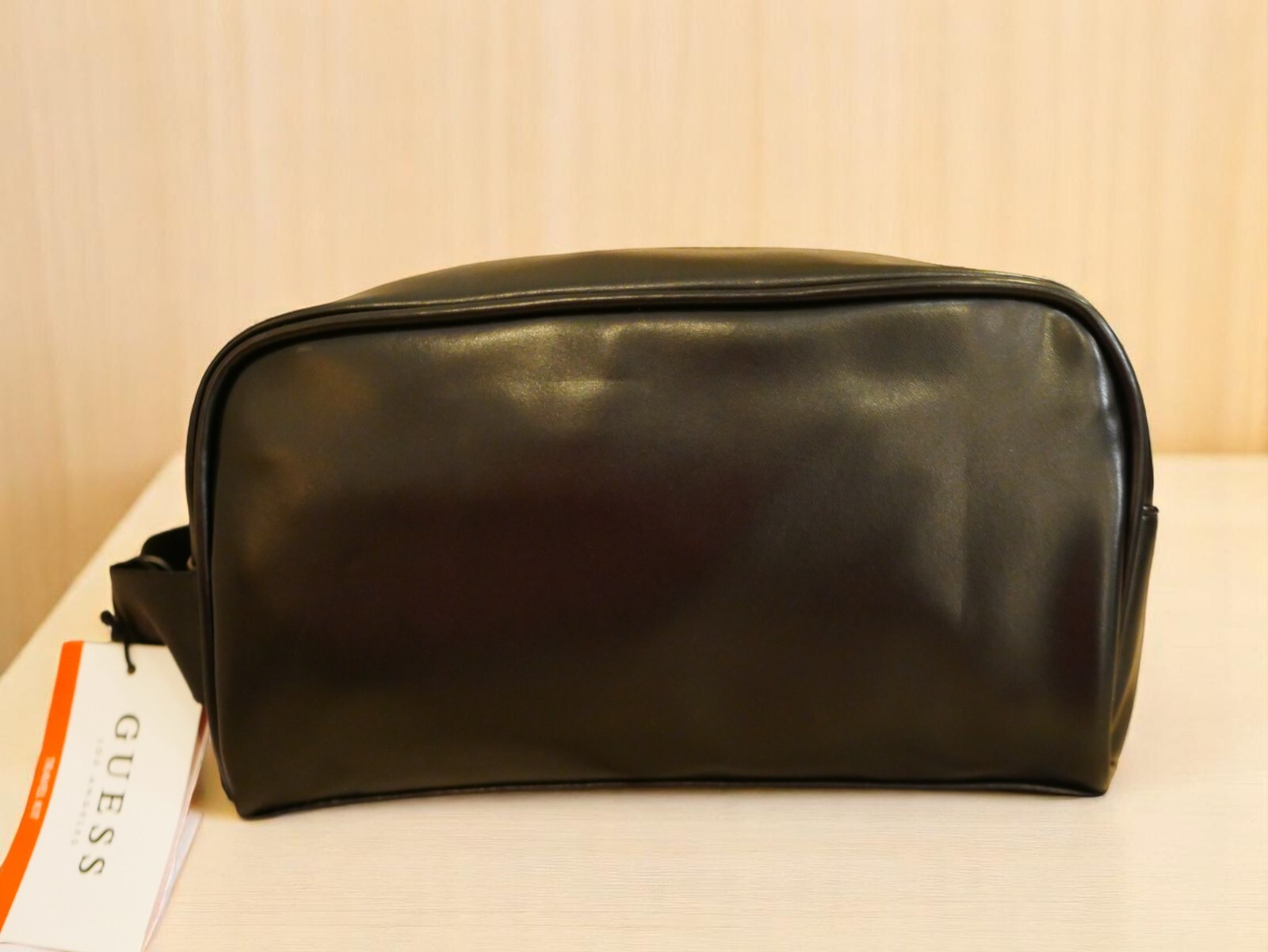 NEW MEDIUM MEN’S GUESS BLACK GRAY LEATHER HANDLE TOILETRY TRAVEL CASE BAG POCKET