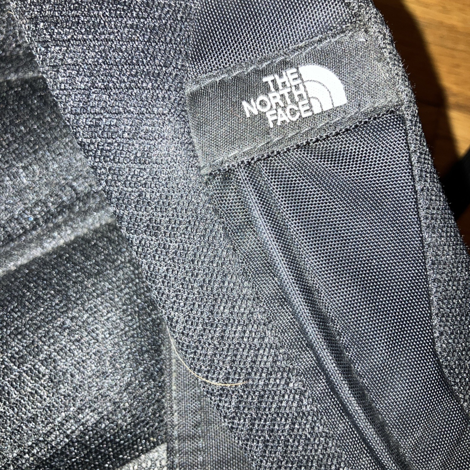 THE NORTH FACE RECON Backpack Black Mesh Pocket Used condition
