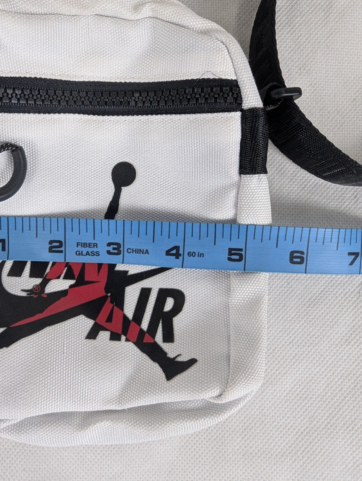 NIKE Jordan Polyester Mashup Air Small Solid Festival Crossbody White BAG