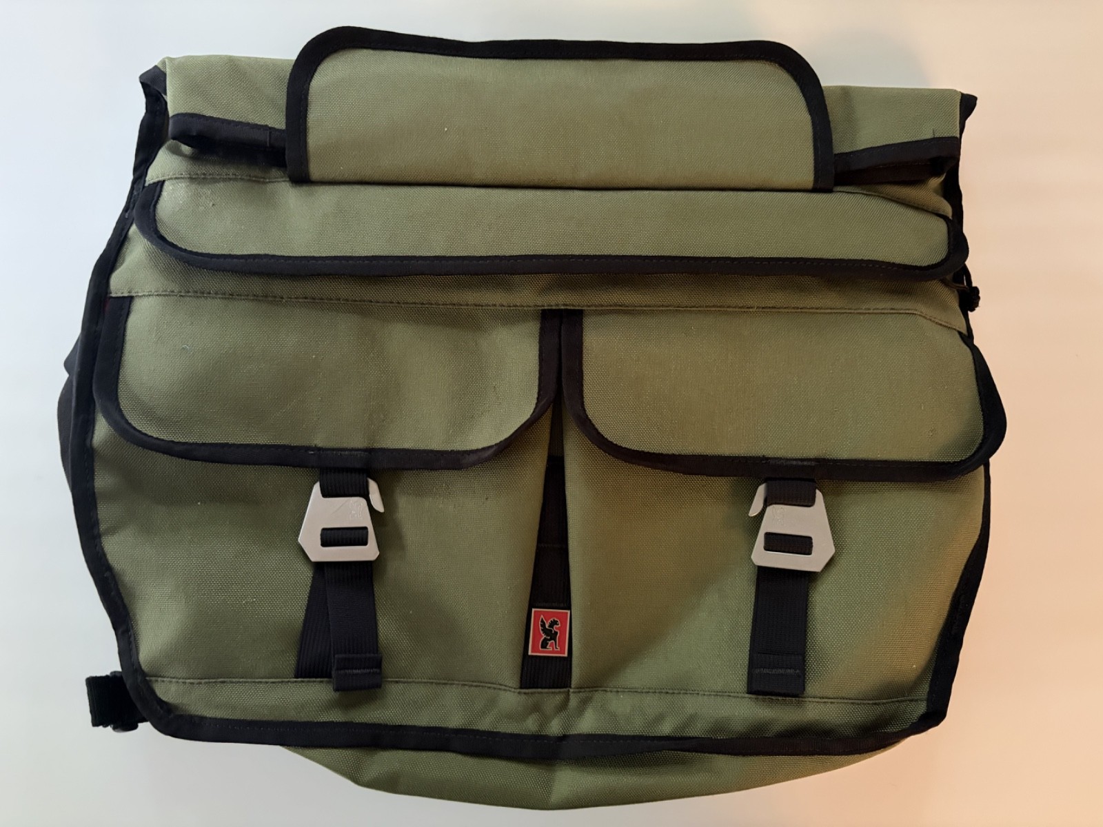 Chrome Industries Lieutenant Rolltop Messenger Bag – OLIVE