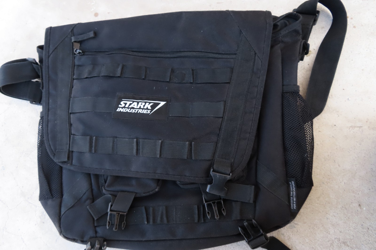 Marvel Iron Man Stark Industries Messenger Bag 16x12x4
