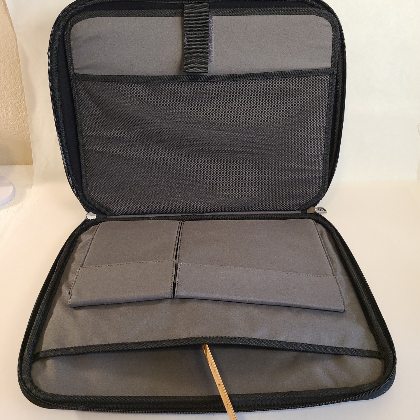 Samsonite Classic Laptop Brief Bag Carrying Case for 17″ Lap Top OBO