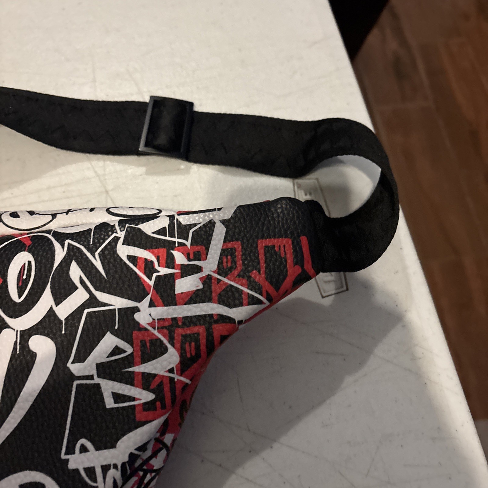 Sprayground Garden Of Sharks Mouth Fanny Pack Designer Belt Bag Crossbody Bag