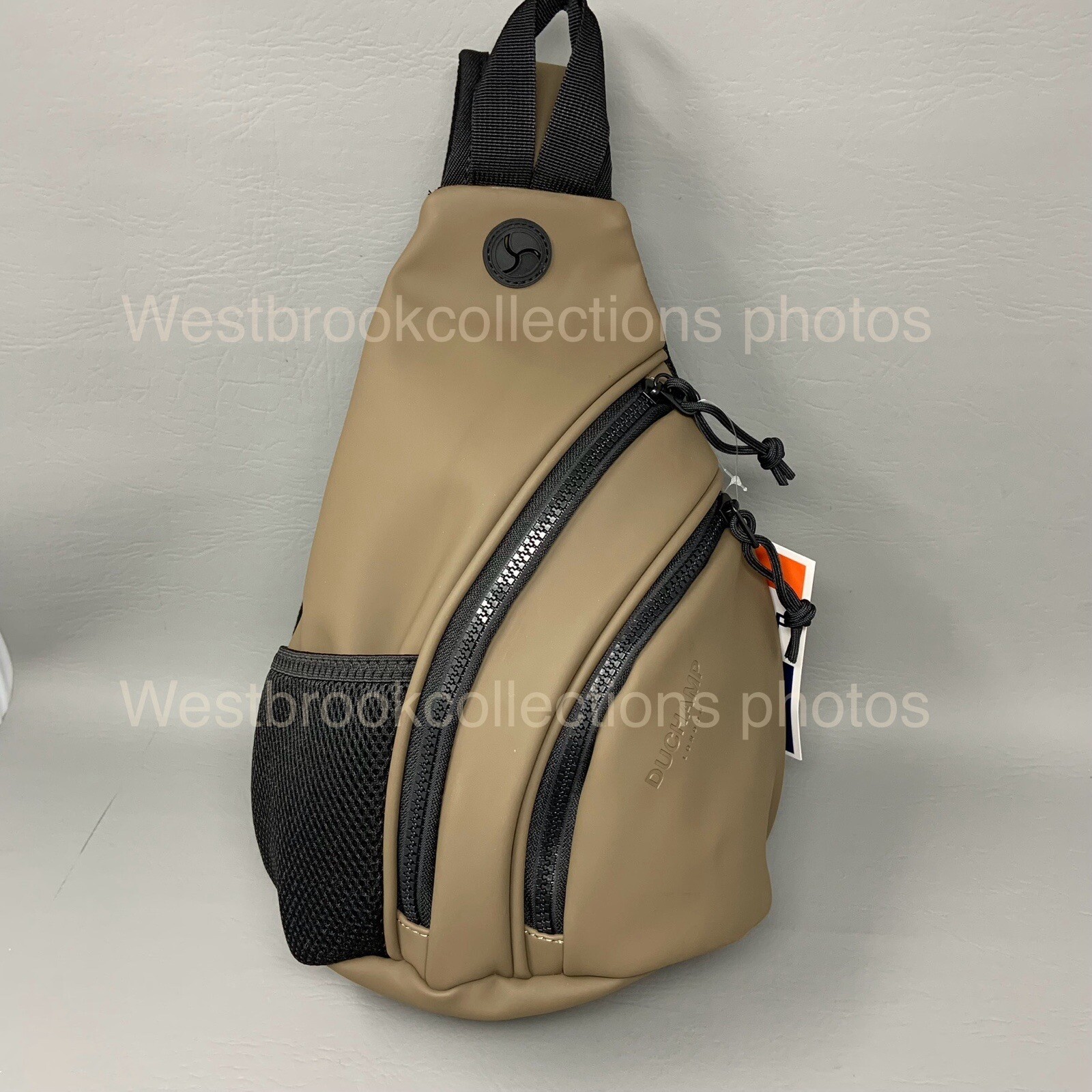 New DUCHAMP LONDON Unisex Rubberized Lightweight Crossover Sling Bag ~ BROWN