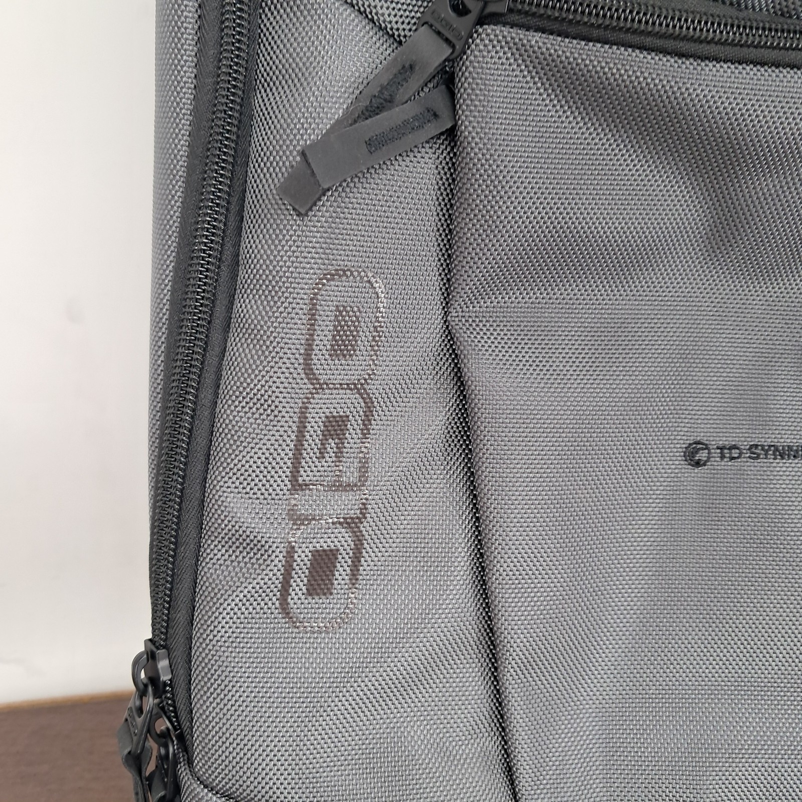 OGIO Metallic GRAY Ace Backpack fleece lined backpack With TD Synnex Lenovo Logo