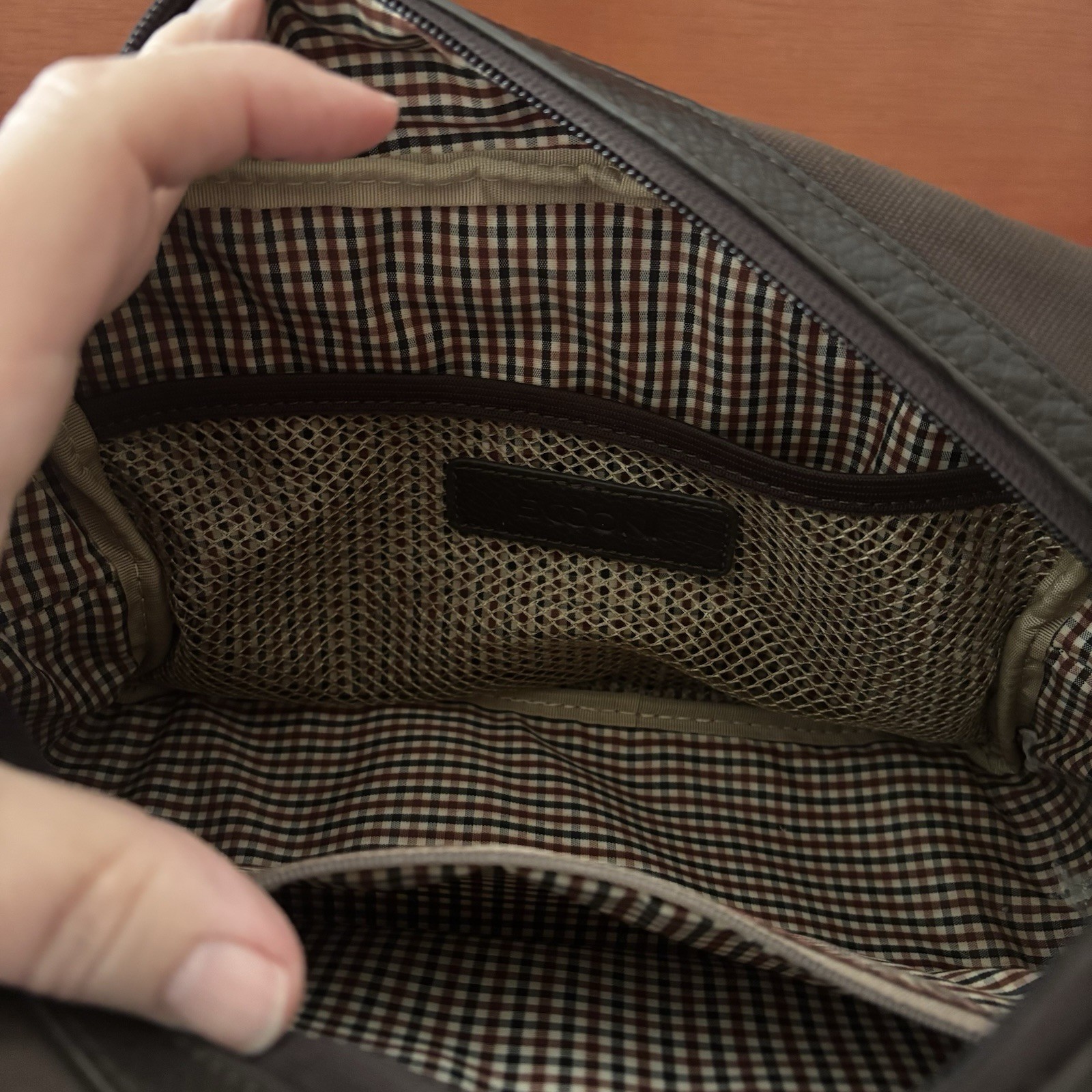 Boconi Mens Classic Dopp Kit Toiletry Travel Bag Top Zip Brown