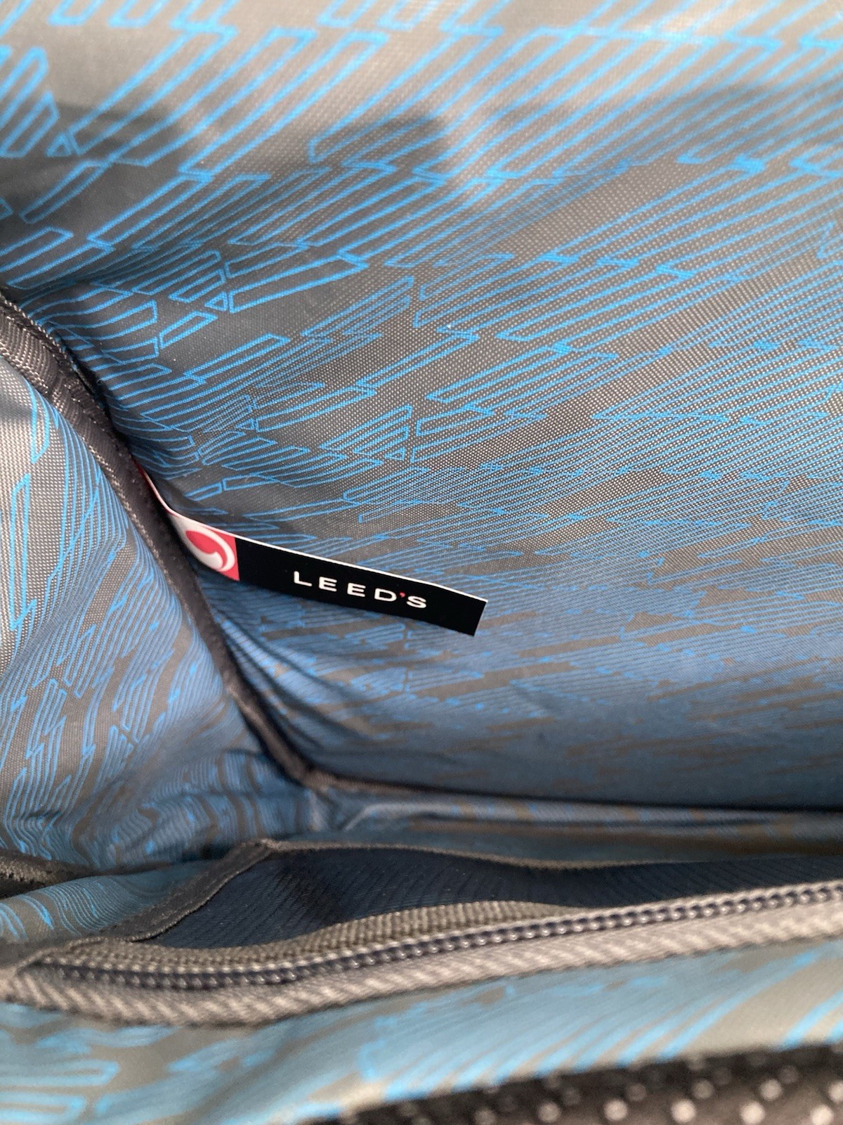 Thule Crossover TCMB Macbook/Pro/Air Messenger Bag Travel Casual Sweden Bag